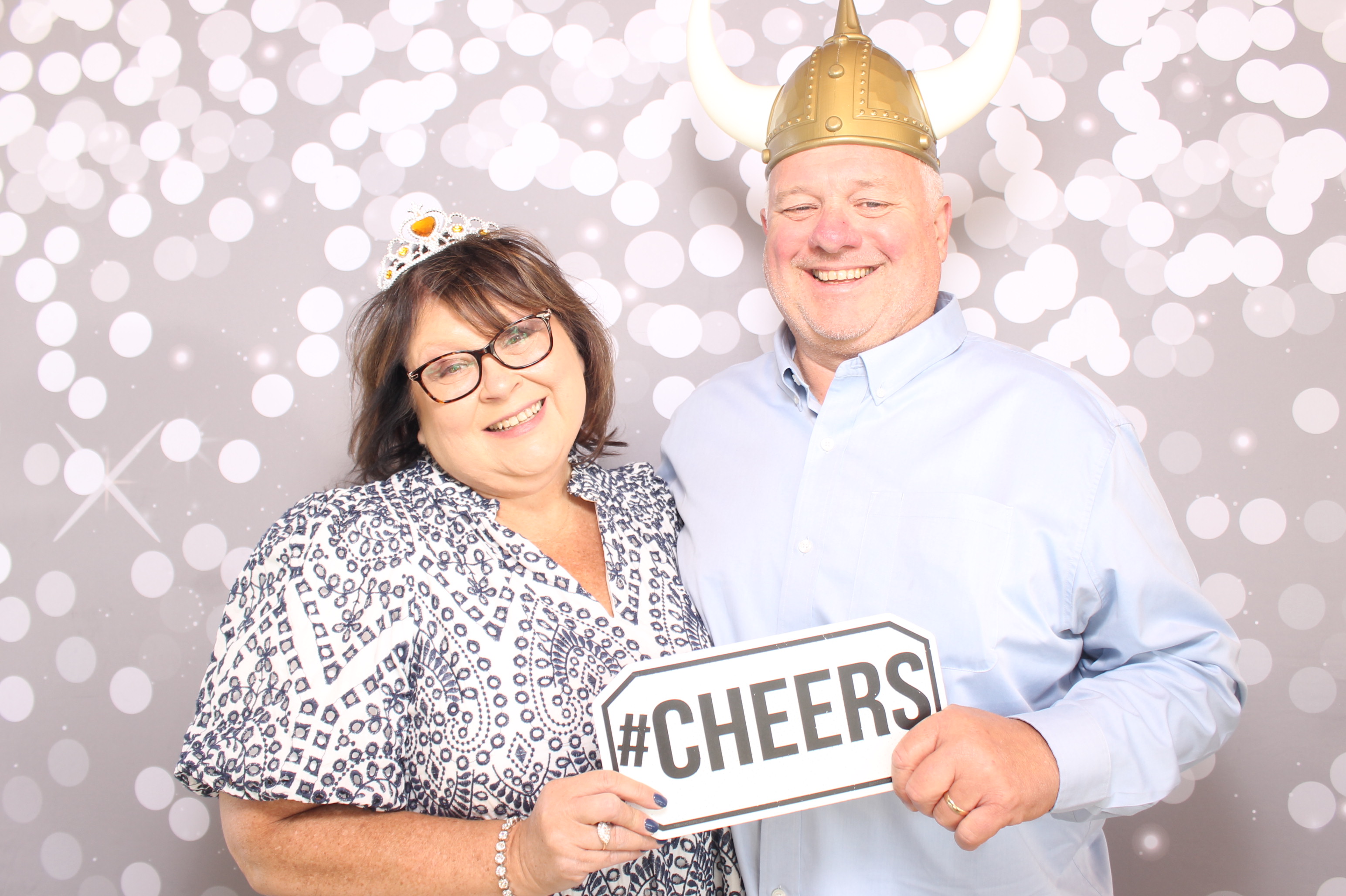 Kelsey & Christian | View more photos from the event at gallery.photoboothcincy.com/u/PhotoBoothCincy/Kelsey-Christian