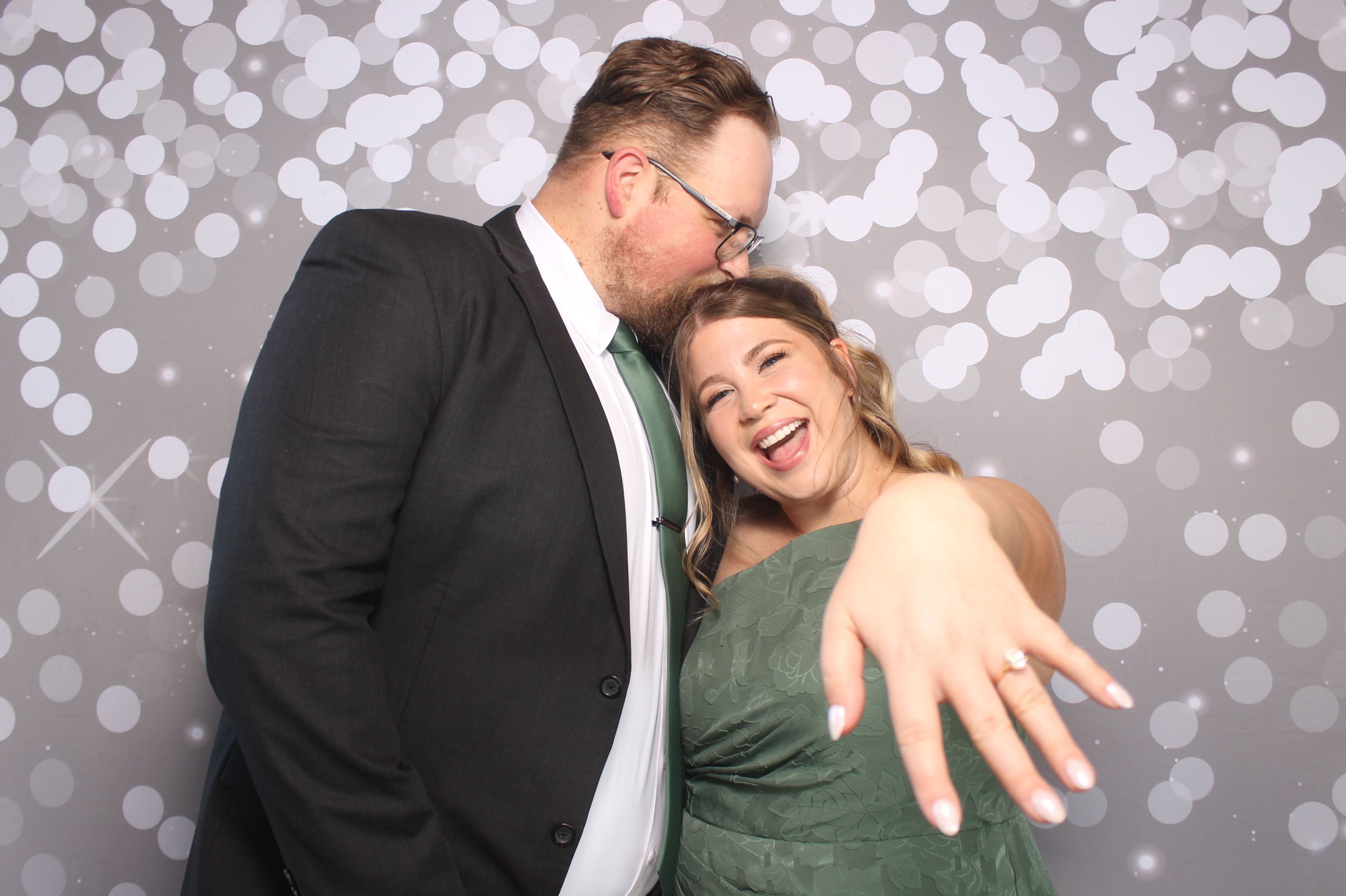 Kelsey & Christian | View more photos from the event at gallery.photoboothcincy.com/u/PhotoBoothCincy/Kelsey-Christian