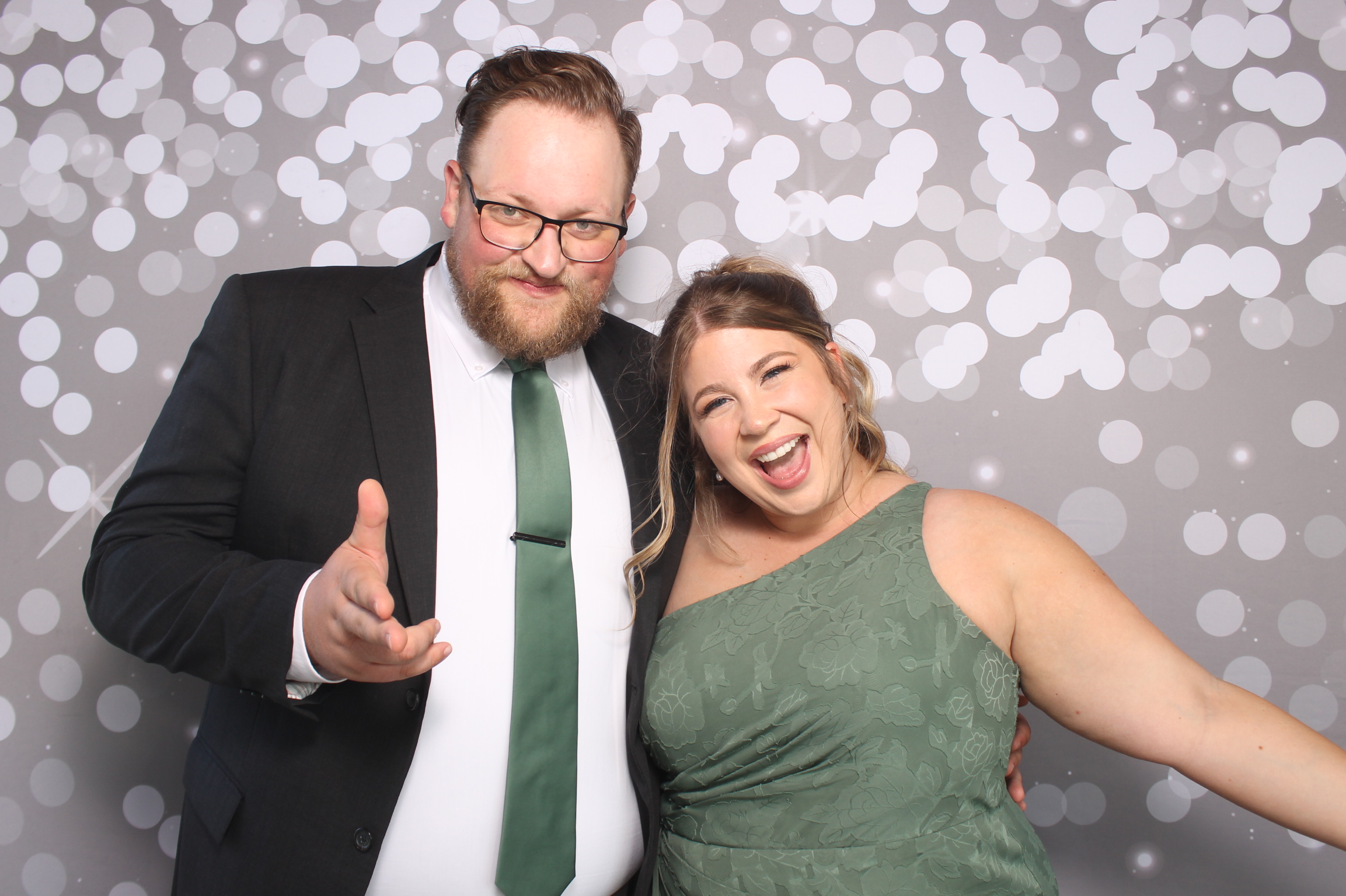 Kelsey & Christian | View more photos from the event at gallery.photoboothcincy.com/u/PhotoBoothCincy/Kelsey-Christian