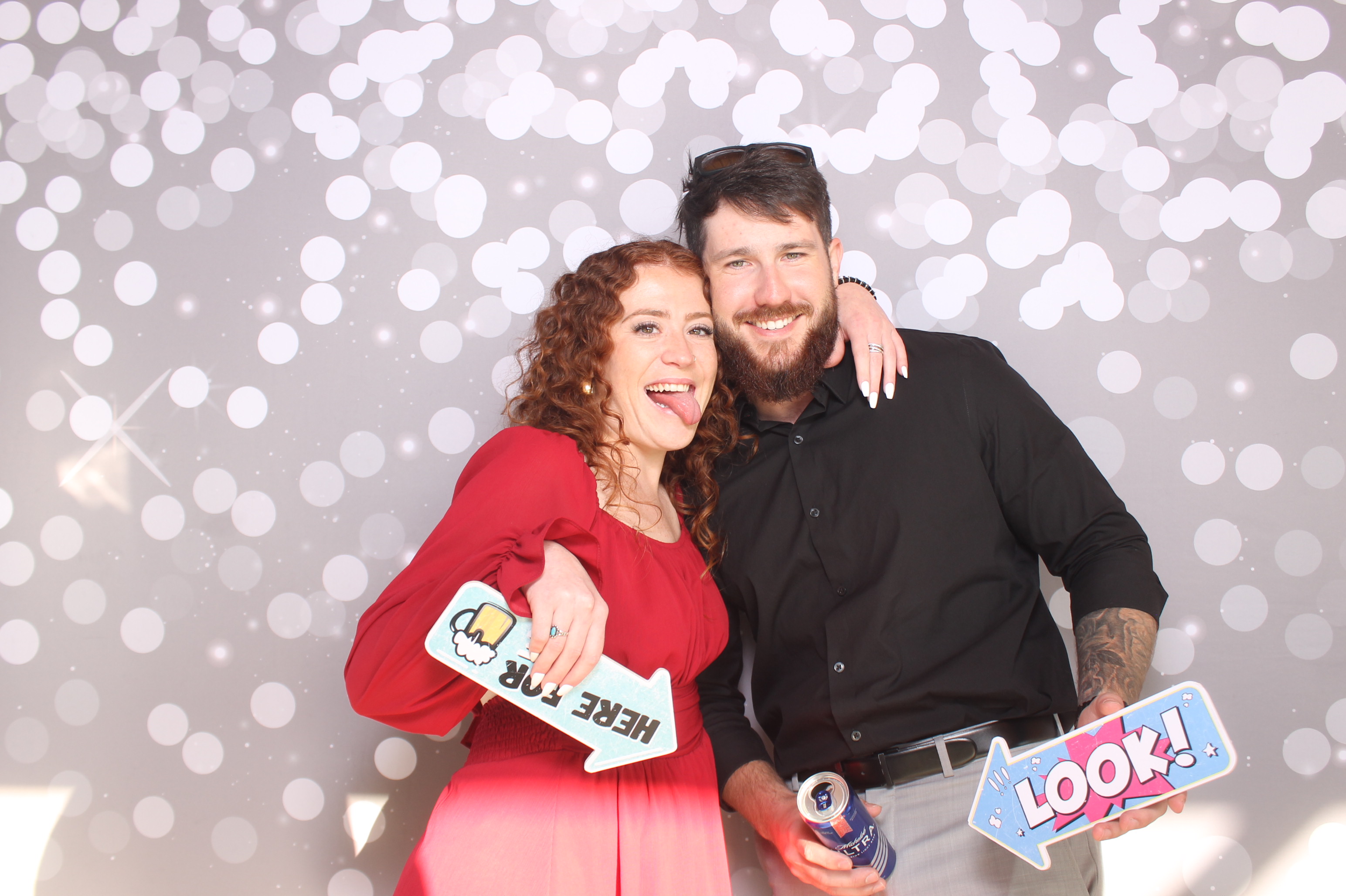 Kelsey & Christian | View more photos from the event at gallery.photoboothcincy.com/u/PhotoBoothCincy/Kelsey-Christian