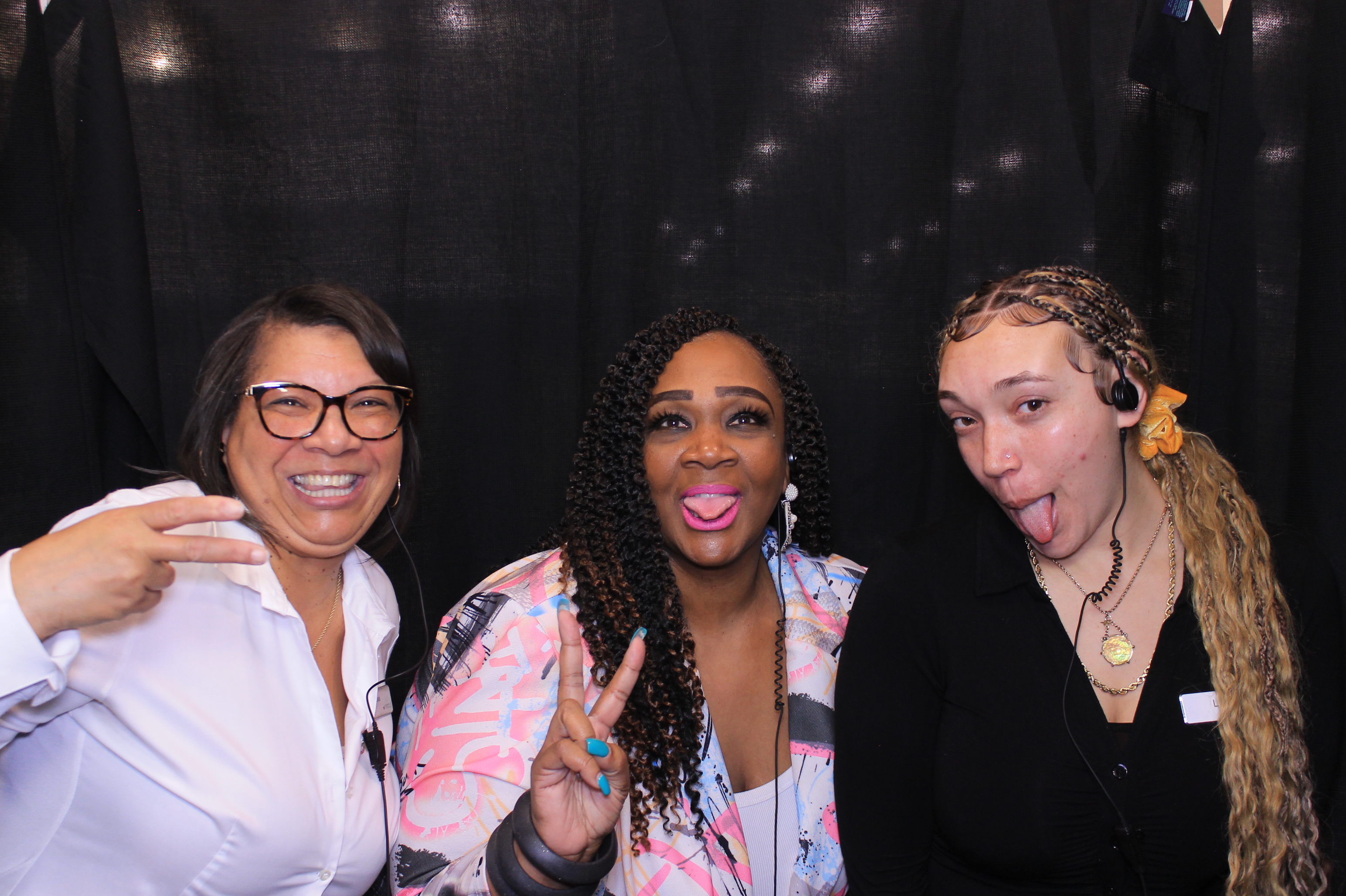 Kenwood Macys Prom Passport! | View more photos from the event at gallery.photoboothcincy.com/u/PhotoBoothCincy/Kenwood-Macys-Prom-Passport