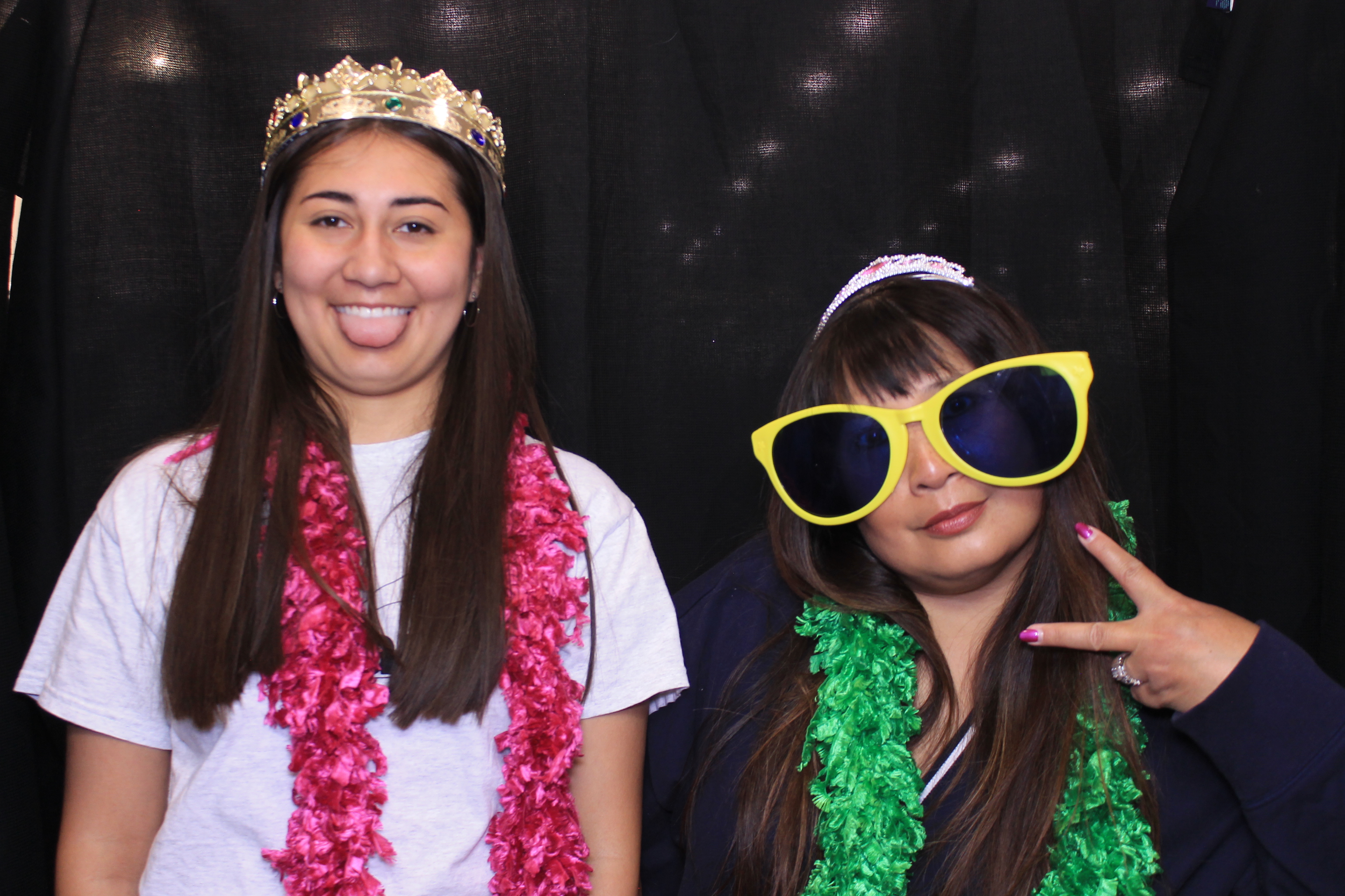 Kenwood Macys Prom Passport! | View more photos from the event at gallery.photoboothcincy.com/u/PhotoBoothCincy/Kenwood-Macys-Prom-Passport