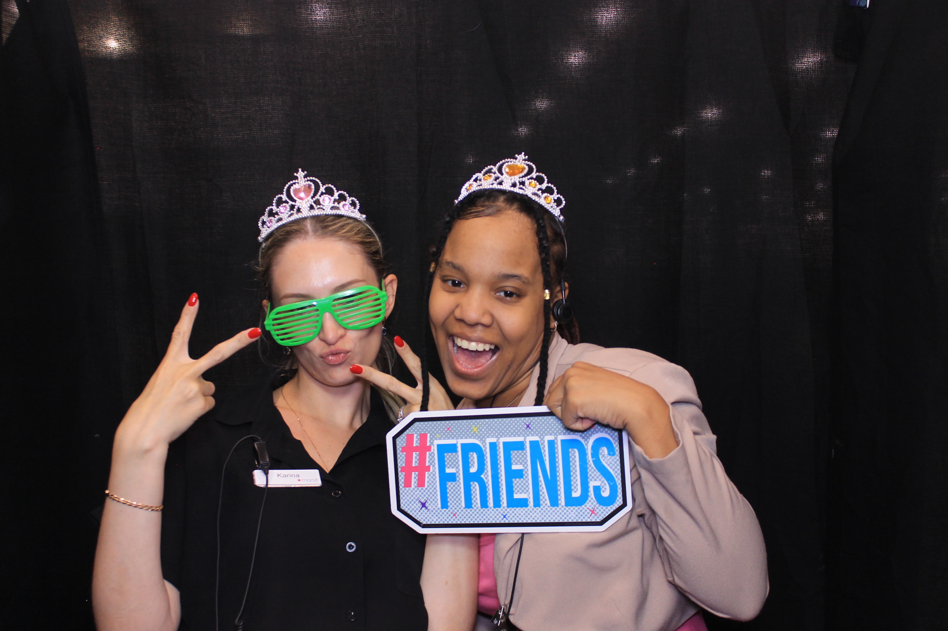 Kenwood Macys Prom Passport! | View more photos from the event at gallery.photoboothcincy.com/u/PhotoBoothCincy/Kenwood-Macys-Prom-Passport