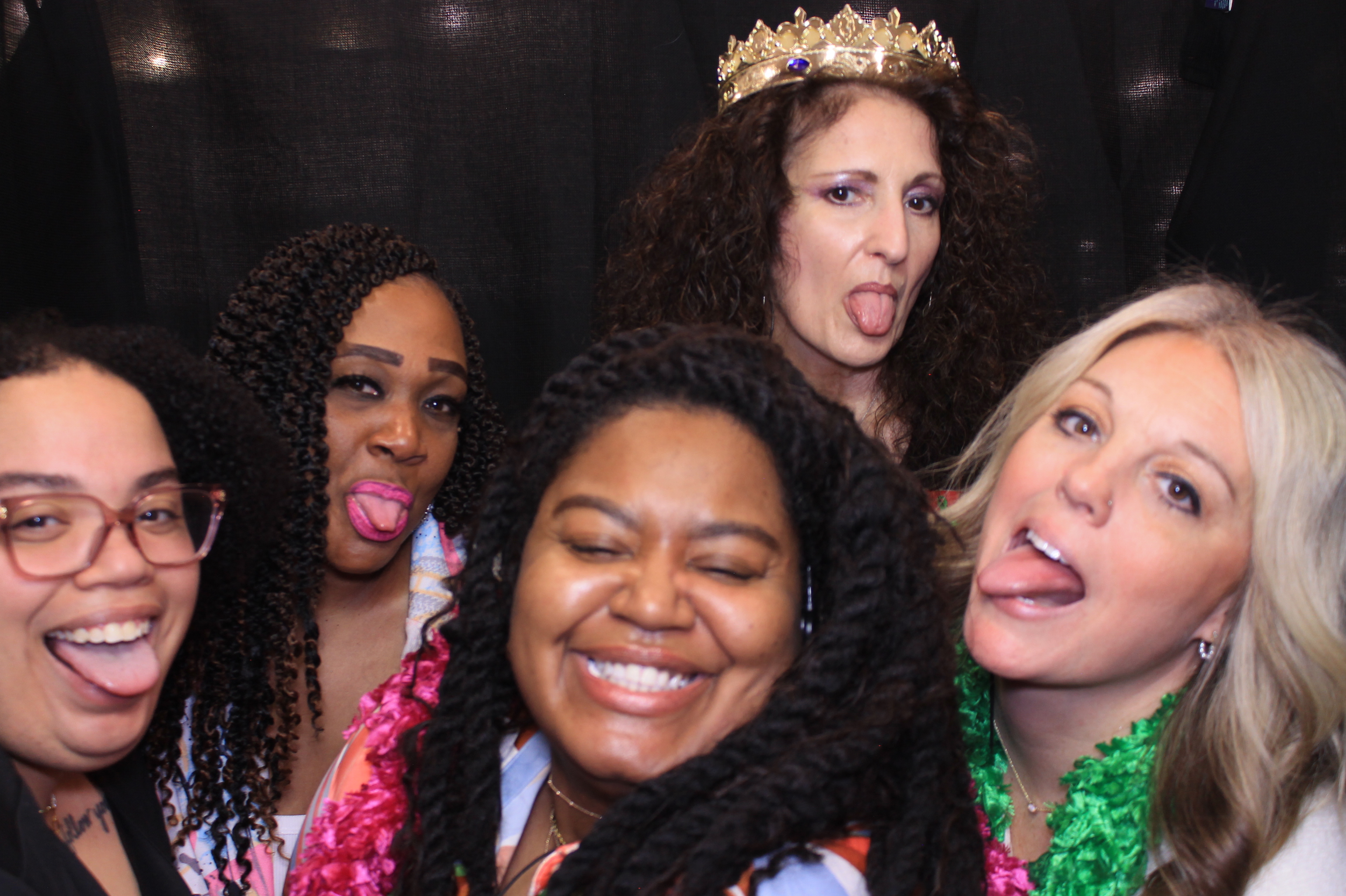 Kenwood Macys Prom Passport! | View more photos from the event at gallery.photoboothcincy.com/u/PhotoBoothCincy/Kenwood-Macys-Prom-Passport