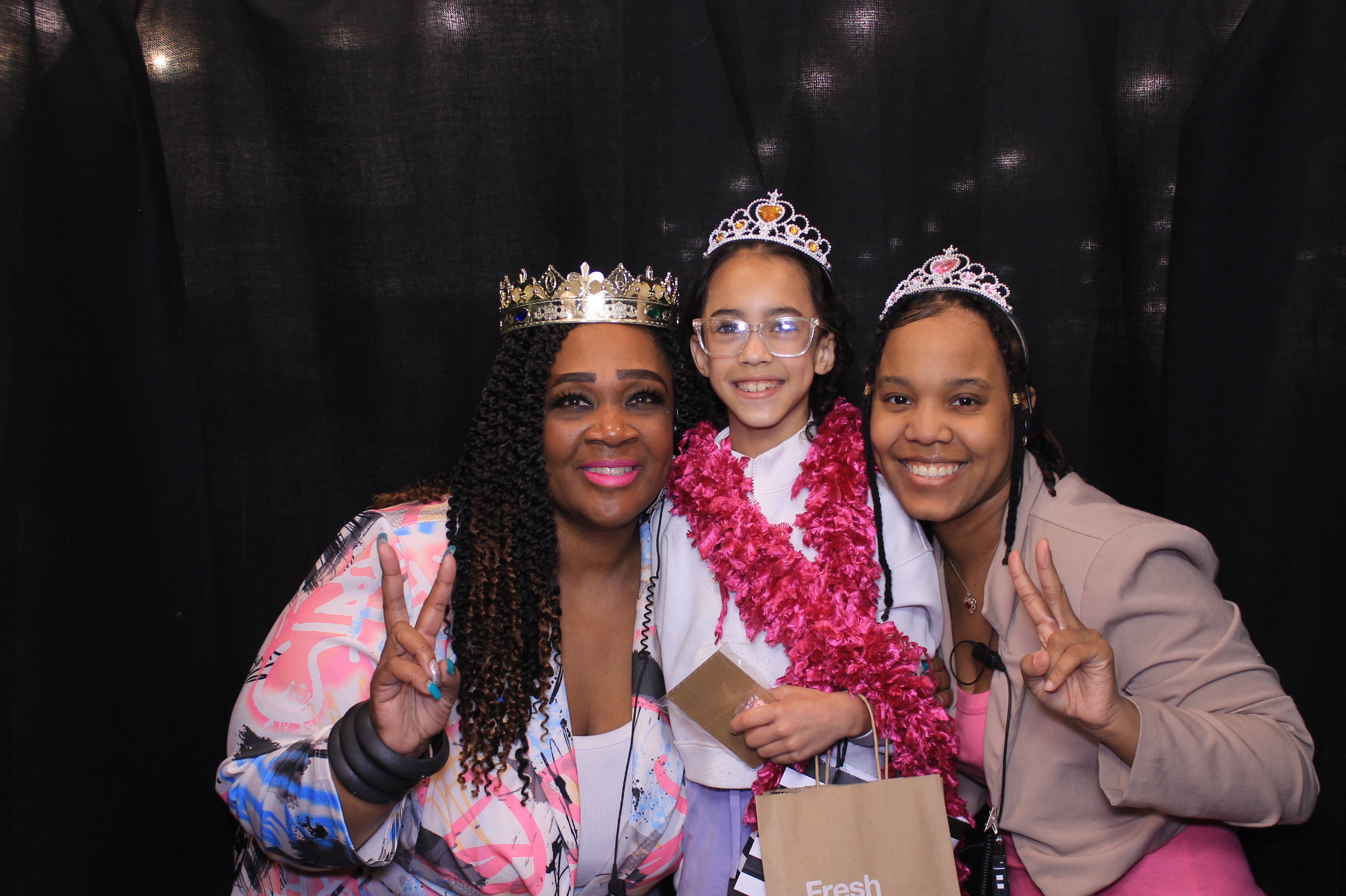 Kenwood Macys Prom Passport! | View more photos from the event at gallery.photoboothcincy.com/u/PhotoBoothCincy/Kenwood-Macys-Prom-Passport