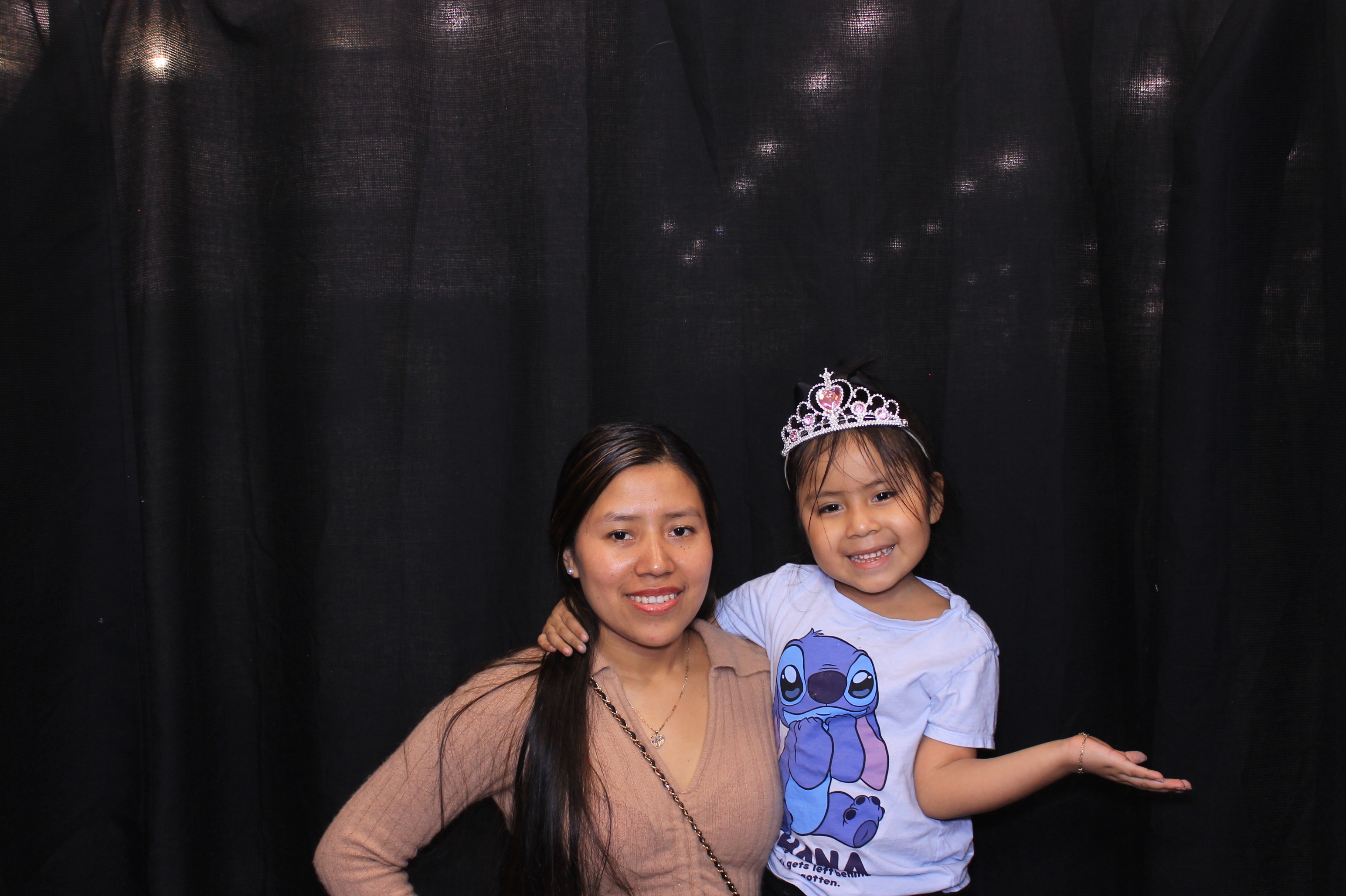 Kenwood Macys Prom Passport! | View more photos from the event at gallery.photoboothcincy.com/u/PhotoBoothCincy/Kenwood-Macys-Prom-Passport