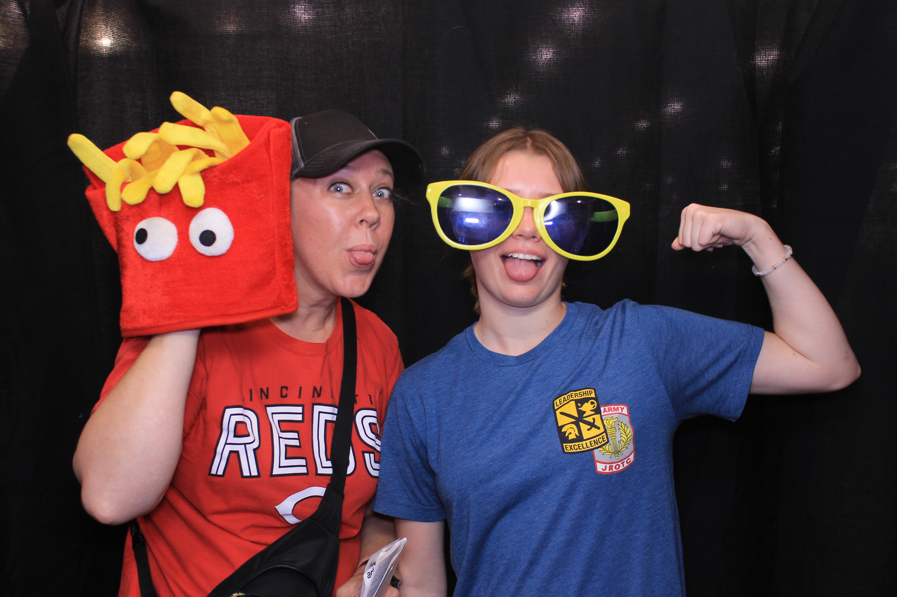 Kenwood Macys Prom Passport! | View more photos from the event at gallery.photoboothcincy.com/u/PhotoBoothCincy/Kenwood-Macys-Prom-Passport