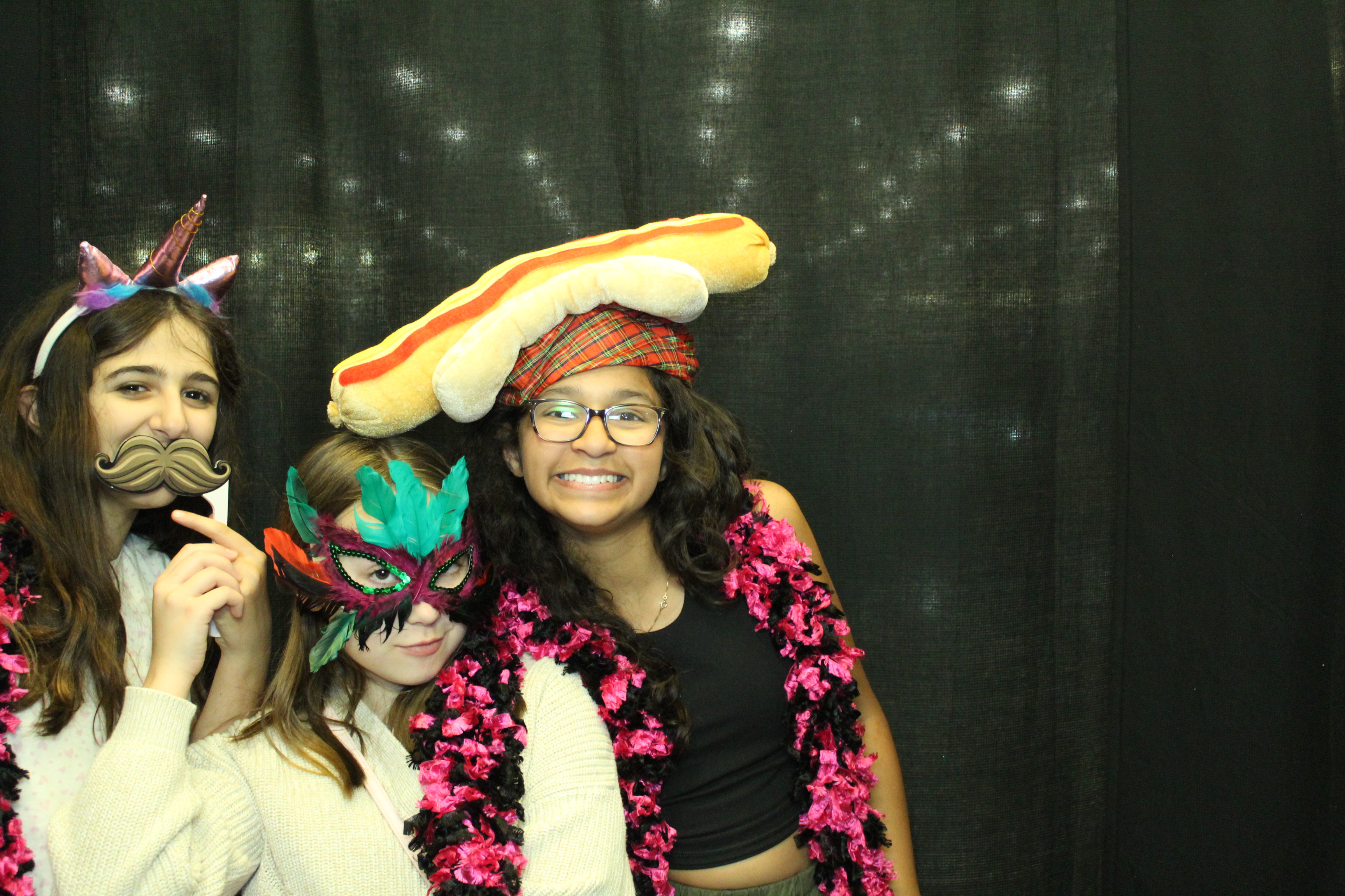 Kenwood Macys | View more photos from the event at gallery.photoboothcincy.com/u/PhotoBoothCincy/Kenwood-Macys