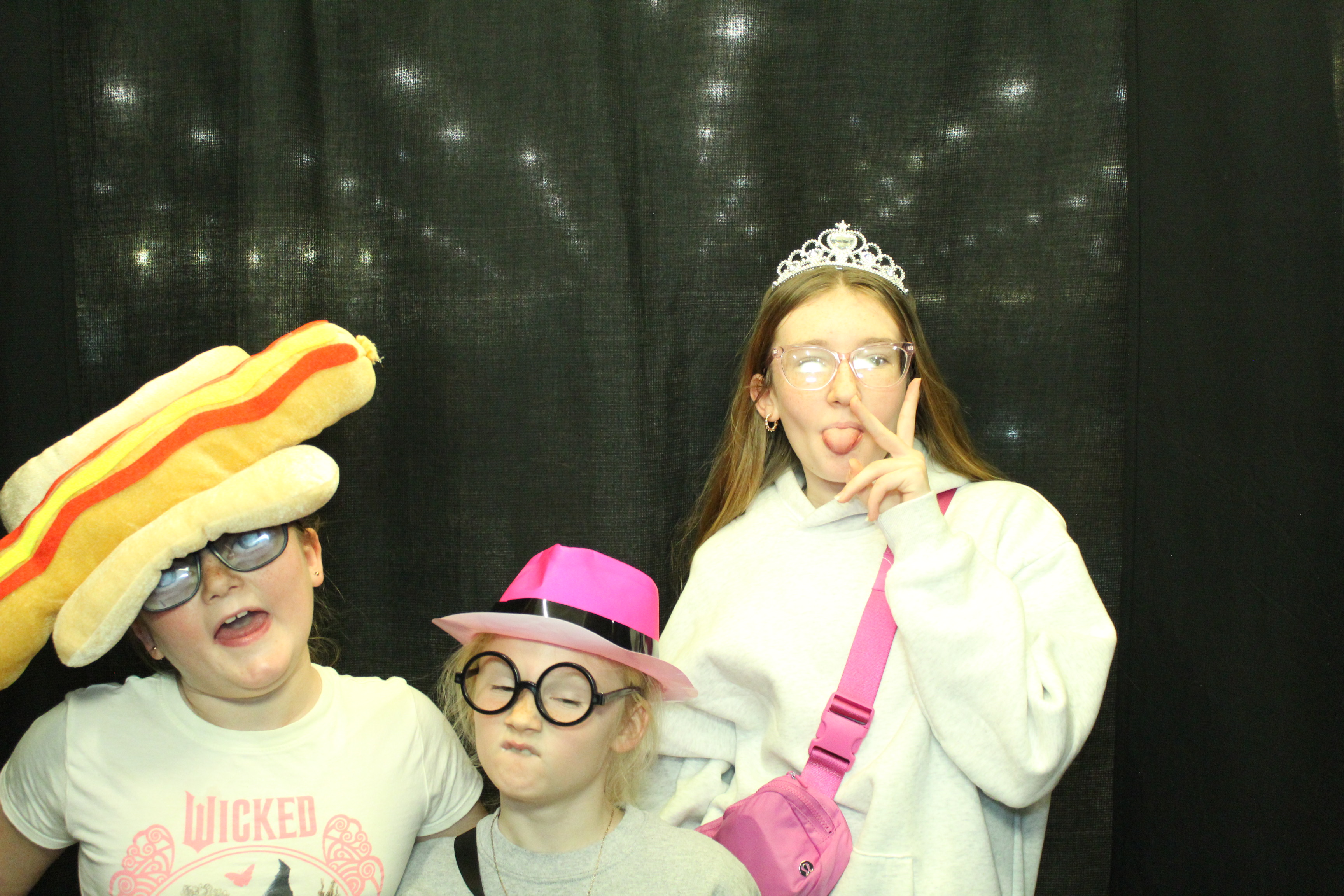 Kenwood Macys | View more photos from the event at gallery.photoboothcincy.com/u/PhotoBoothCincy/Kenwood-Macys