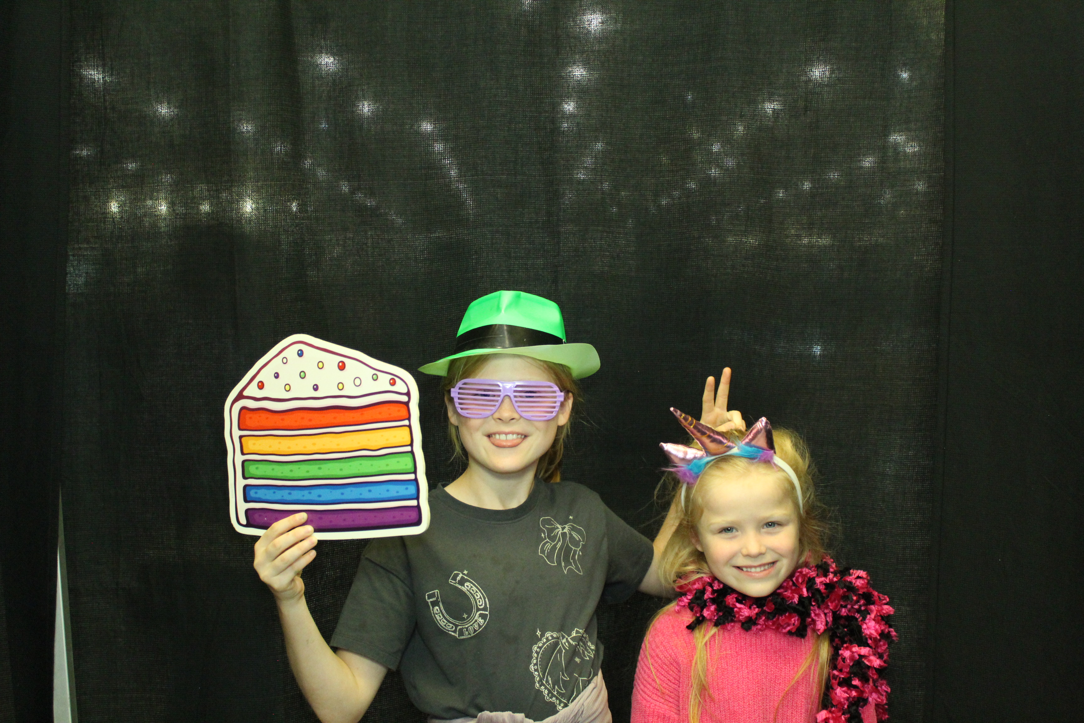 Kenwood Macys | View more photos from the event at gallery.photoboothcincy.com/u/PhotoBoothCincy/Kenwood-Macys