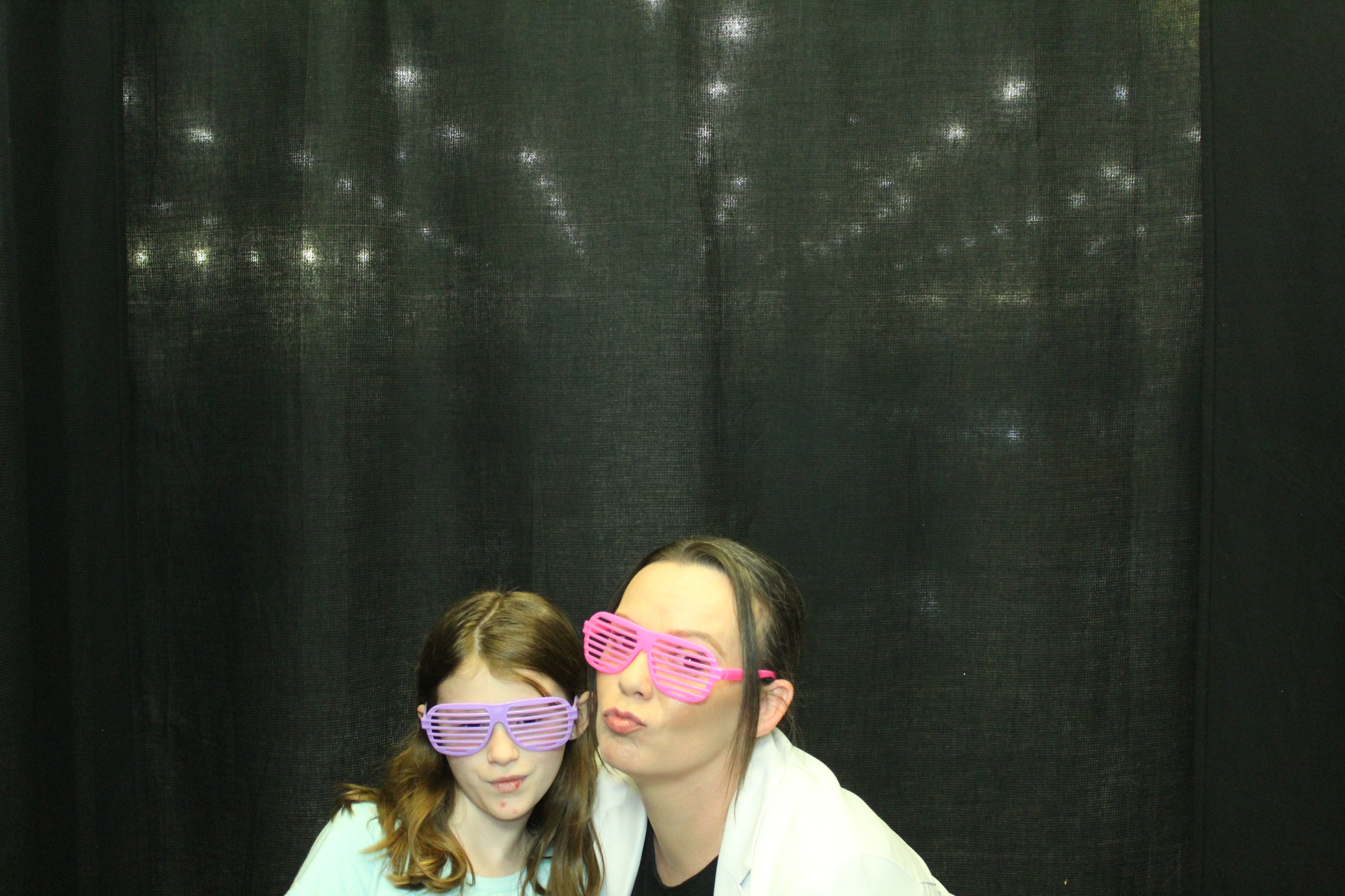 Kenwood Macys | View more photos from the event at gallery.photoboothcincy.com/u/PhotoBoothCincy/Kenwood-Macys