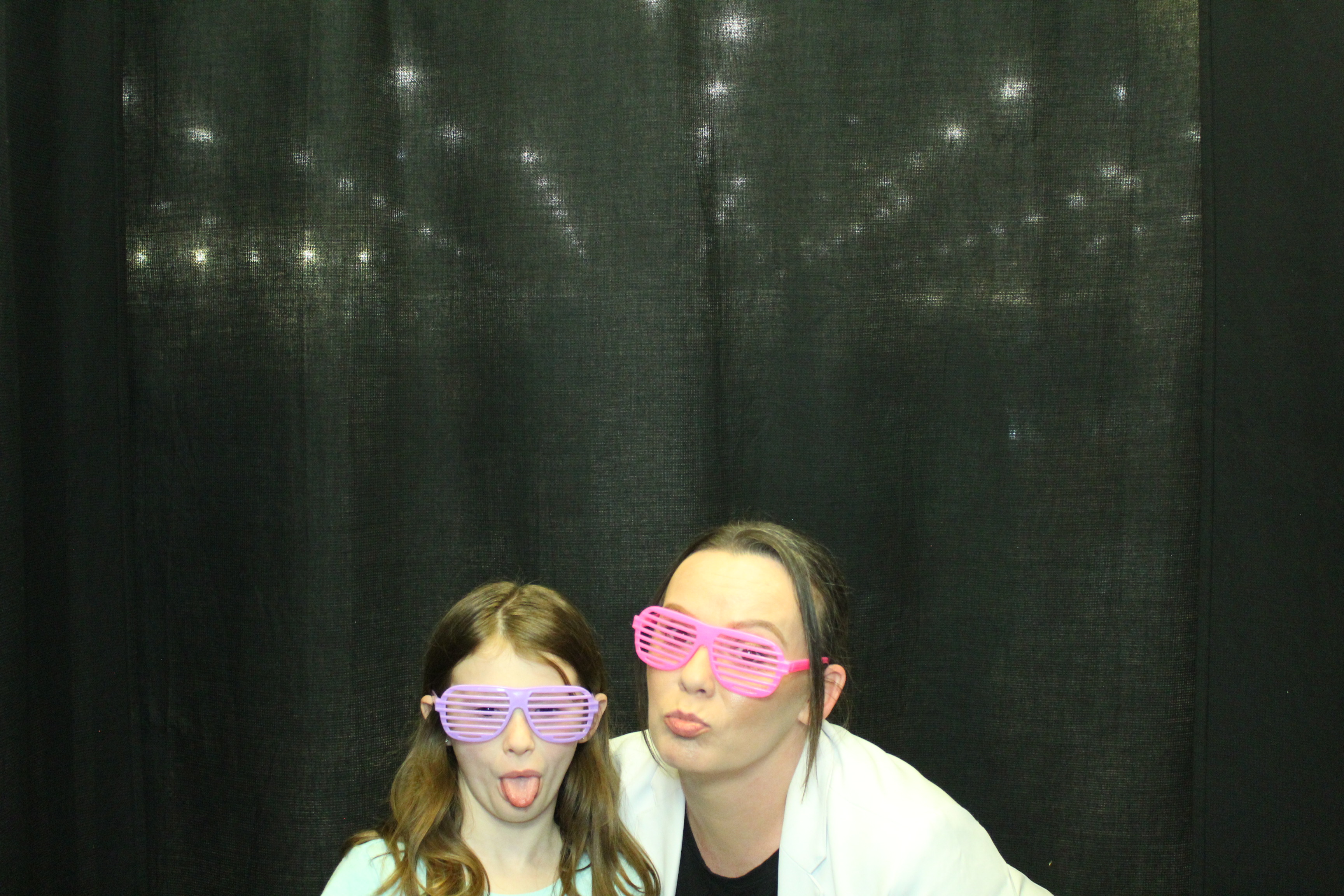 Kenwood Macys | View more photos from the event at gallery.photoboothcincy.com/u/PhotoBoothCincy/Kenwood-Macys
