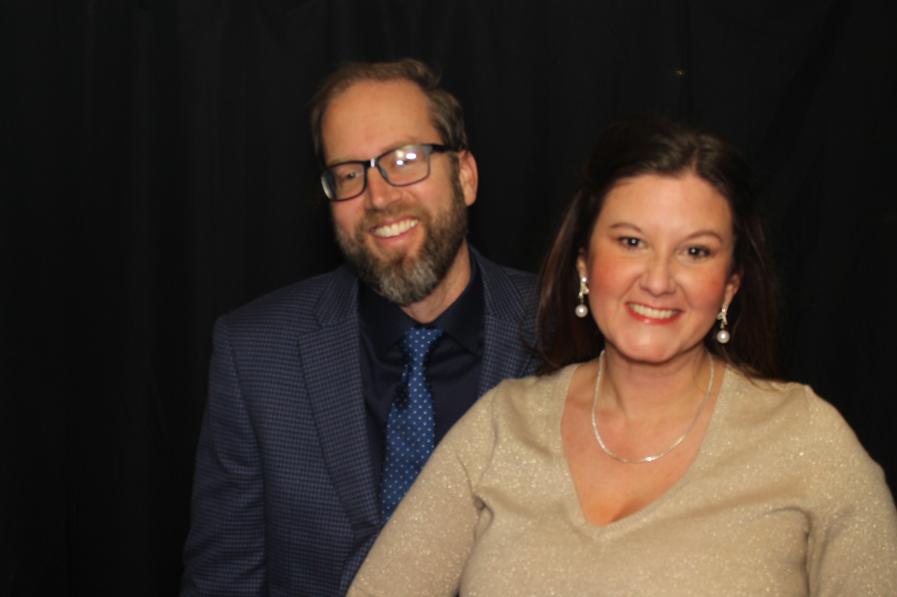Kittyhawk AOC Christmas | View more photos from the event at gallery.photoboothcincy.com/u/PhotoBoothCincy/Kittyhawk-AOC-Christmas