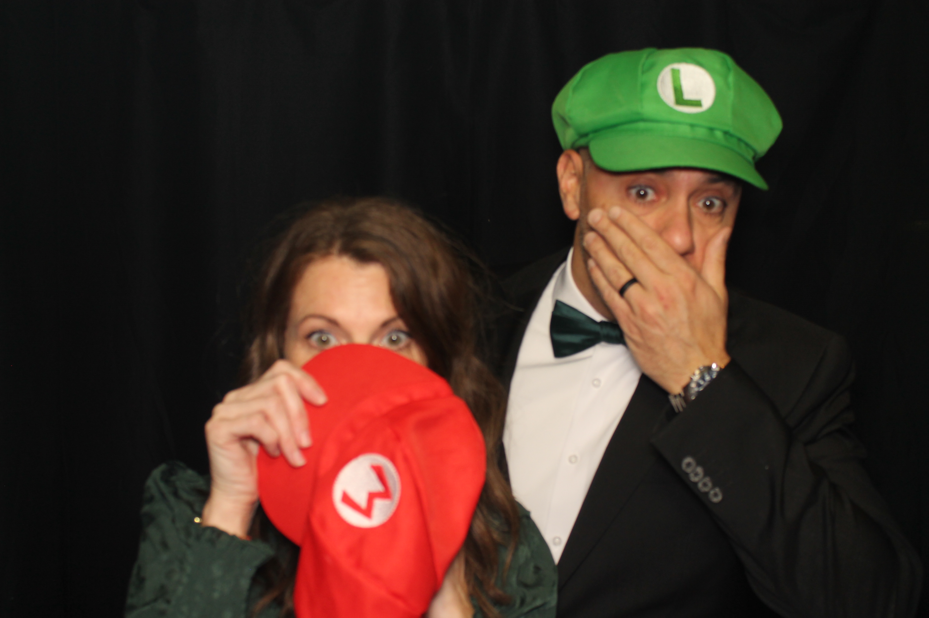 Kittyhawk AOC Christmas | View more photos from the event at gallery.photoboothcincy.com/u/PhotoBoothCincy/Kittyhawk-AOC-Christmas
