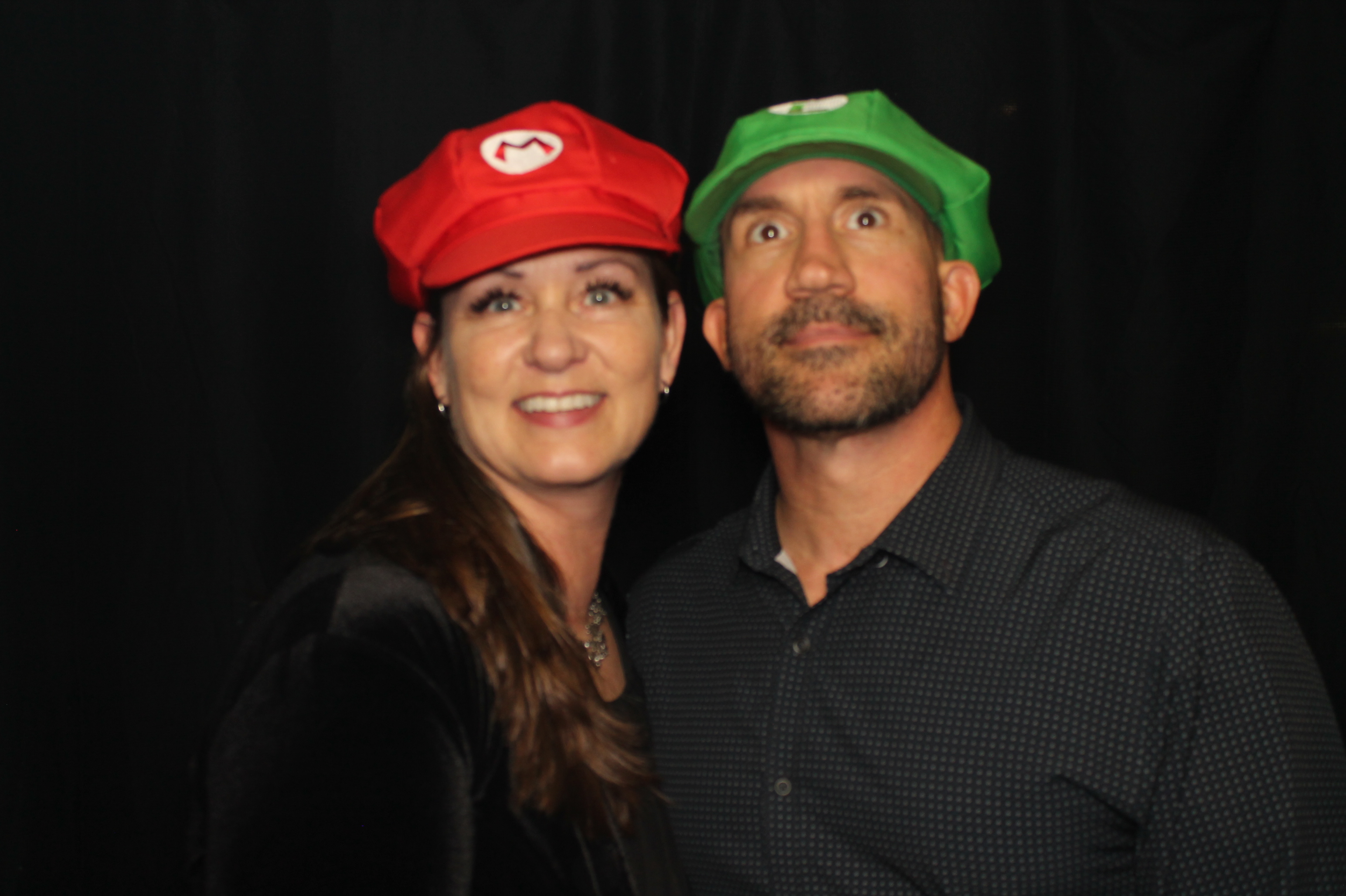 Kittyhawk AOC Christmas | View more photos from the event at gallery.photoboothcincy.com/u/PhotoBoothCincy/Kittyhawk-AOC-Christmas