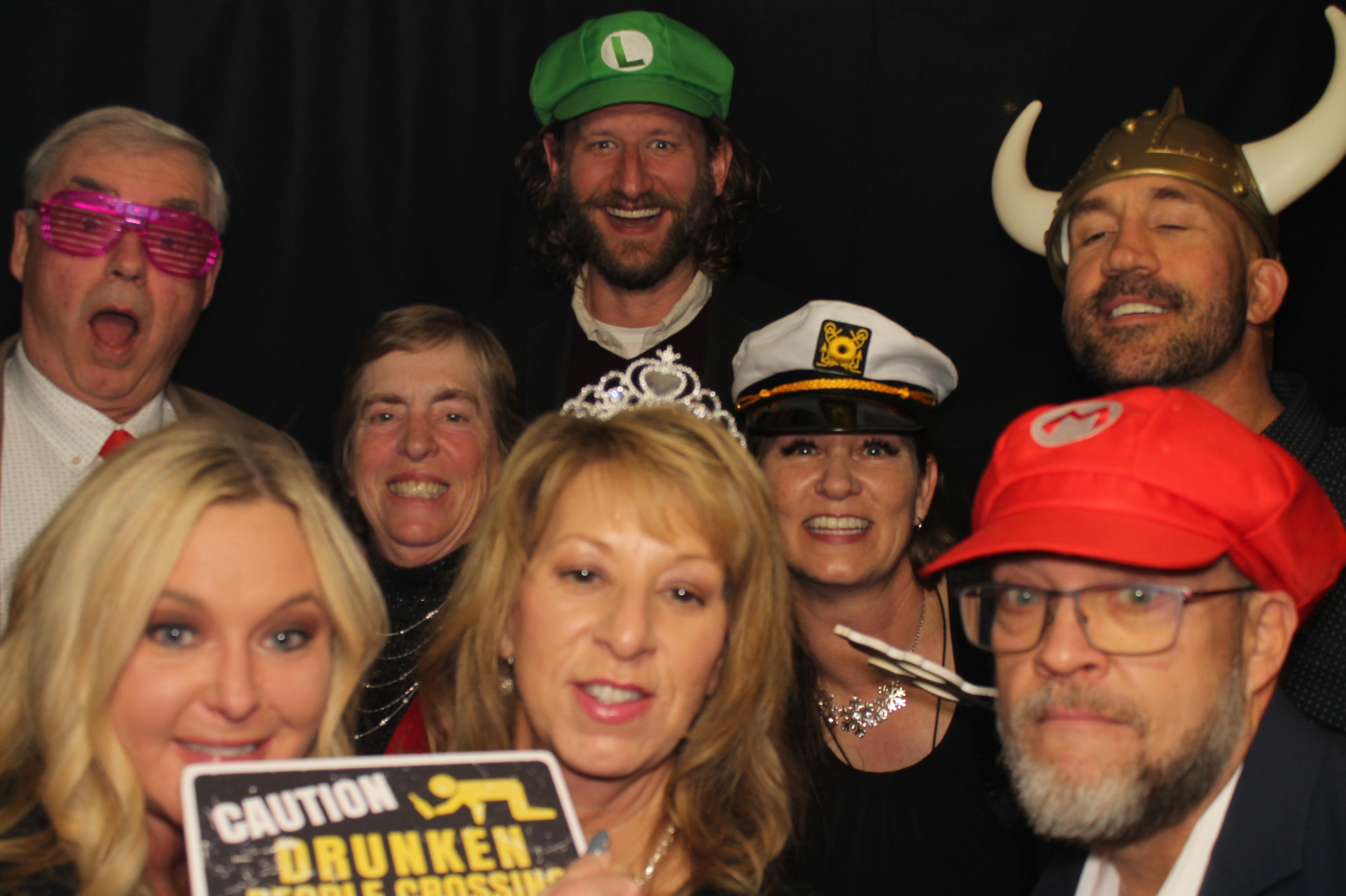 Kittyhawk AOC Christmas | View more photos from the event at gallery.photoboothcincy.com/u/PhotoBoothCincy/Kittyhawk-AOC-Christmas