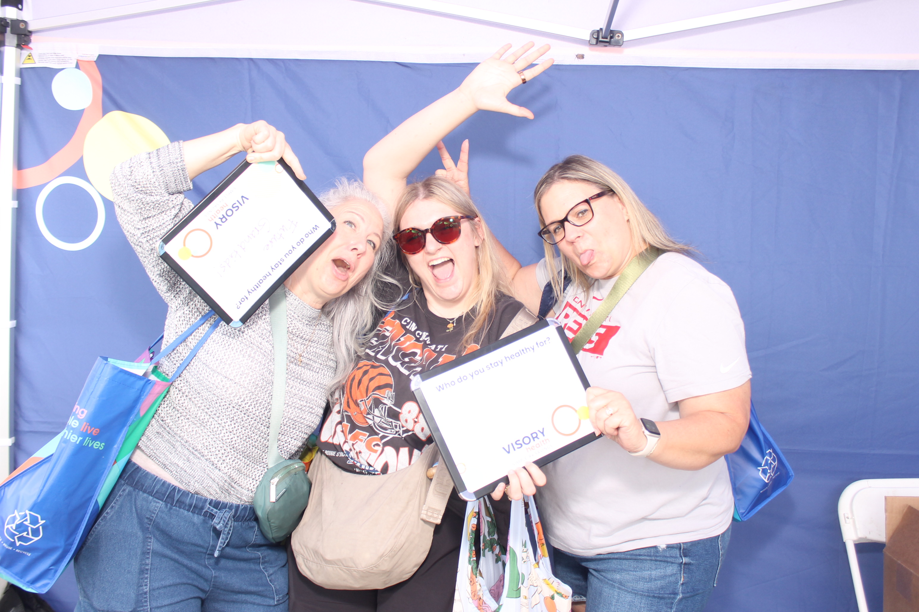 Kroger Wellness Festival Visory Friday | View more photos from the event at gallery.photoboothcincy.com/u/PhotoBoothCincy/Kroger-Wellness-Festival-Visory-Friday