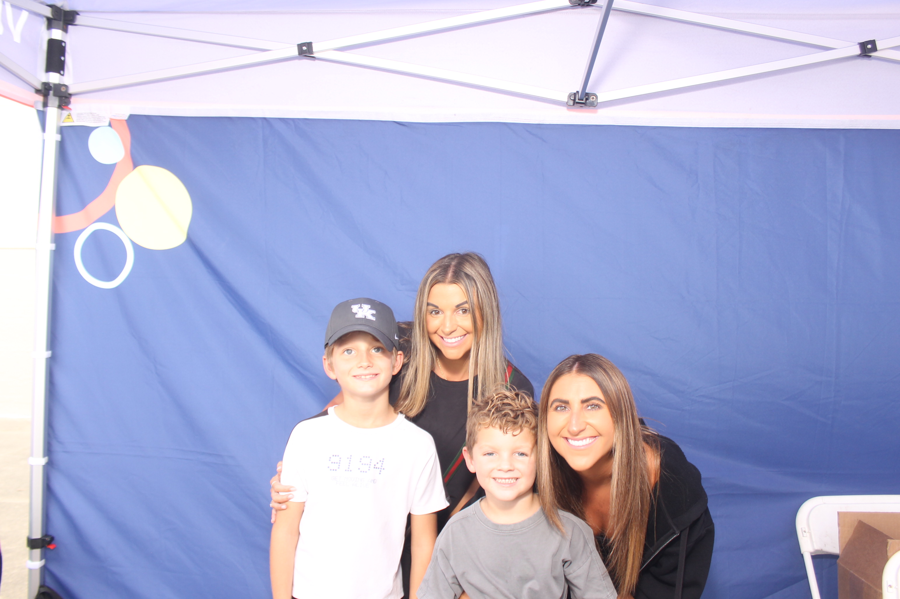 Kroger Wellness Festival Visory Friday | View more photos from the event at gallery.photoboothcincy.com/u/PhotoBoothCincy/Kroger-Wellness-Festival-Visory-Friday
