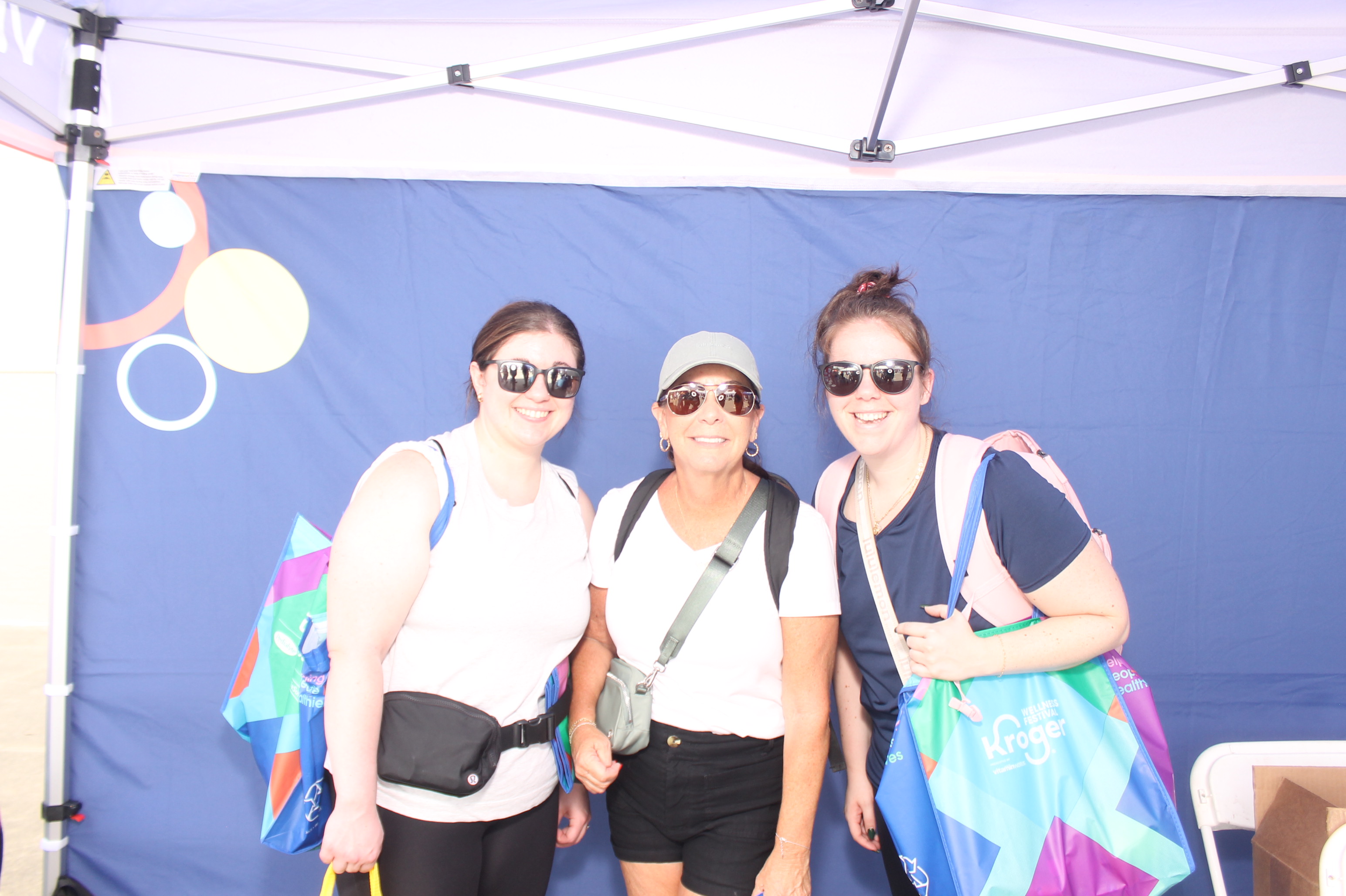 Kroger Wellness Festival Visory Friday | View more photos from the event at gallery.photoboothcincy.com/u/PhotoBoothCincy/Kroger-Wellness-Festival-Visory-Friday