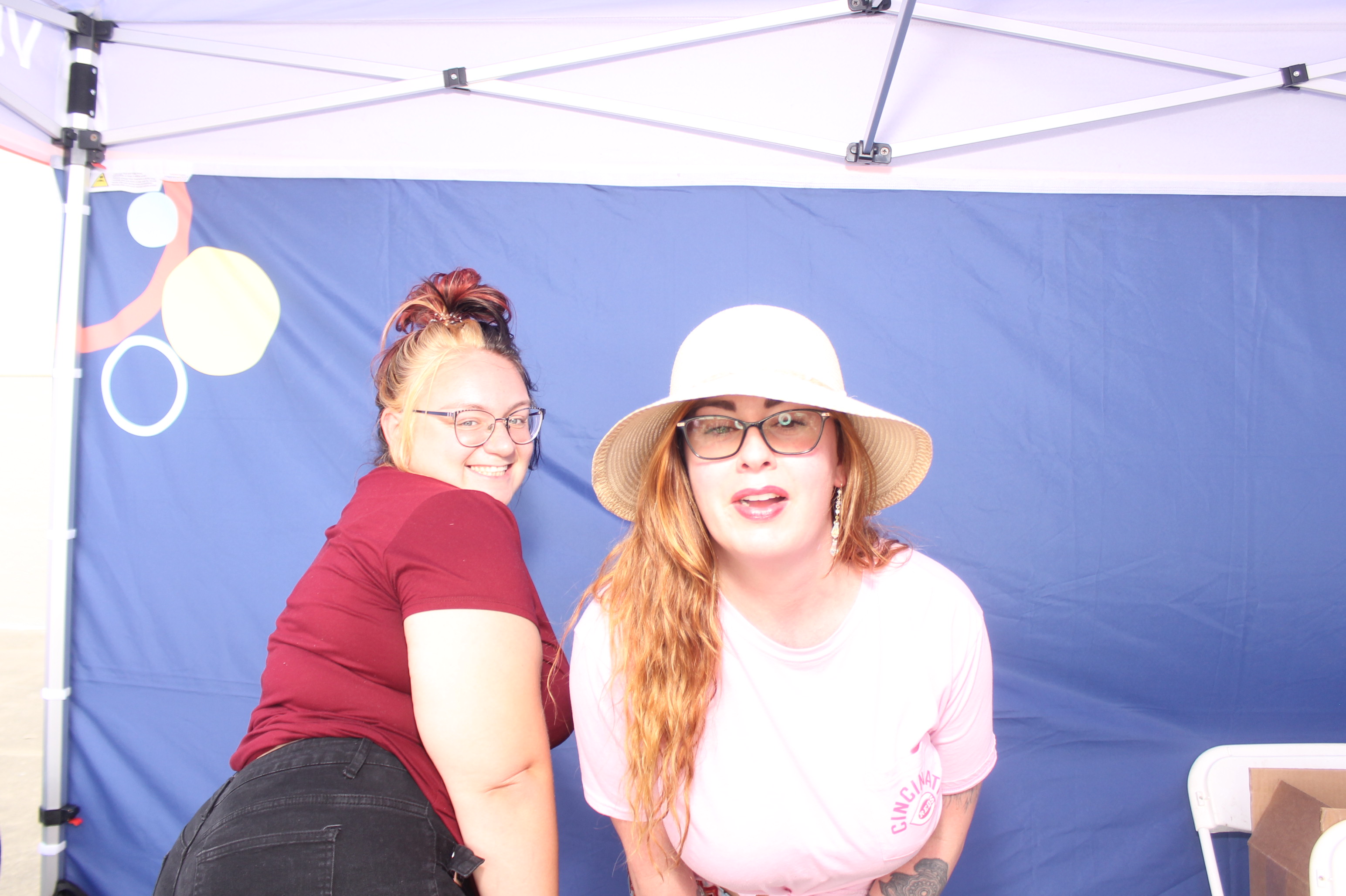 Kroger Wellness Festival Visory Friday | View more photos from the event at gallery.photoboothcincy.com/u/PhotoBoothCincy/Kroger-Wellness-Festival-Visory-Friday