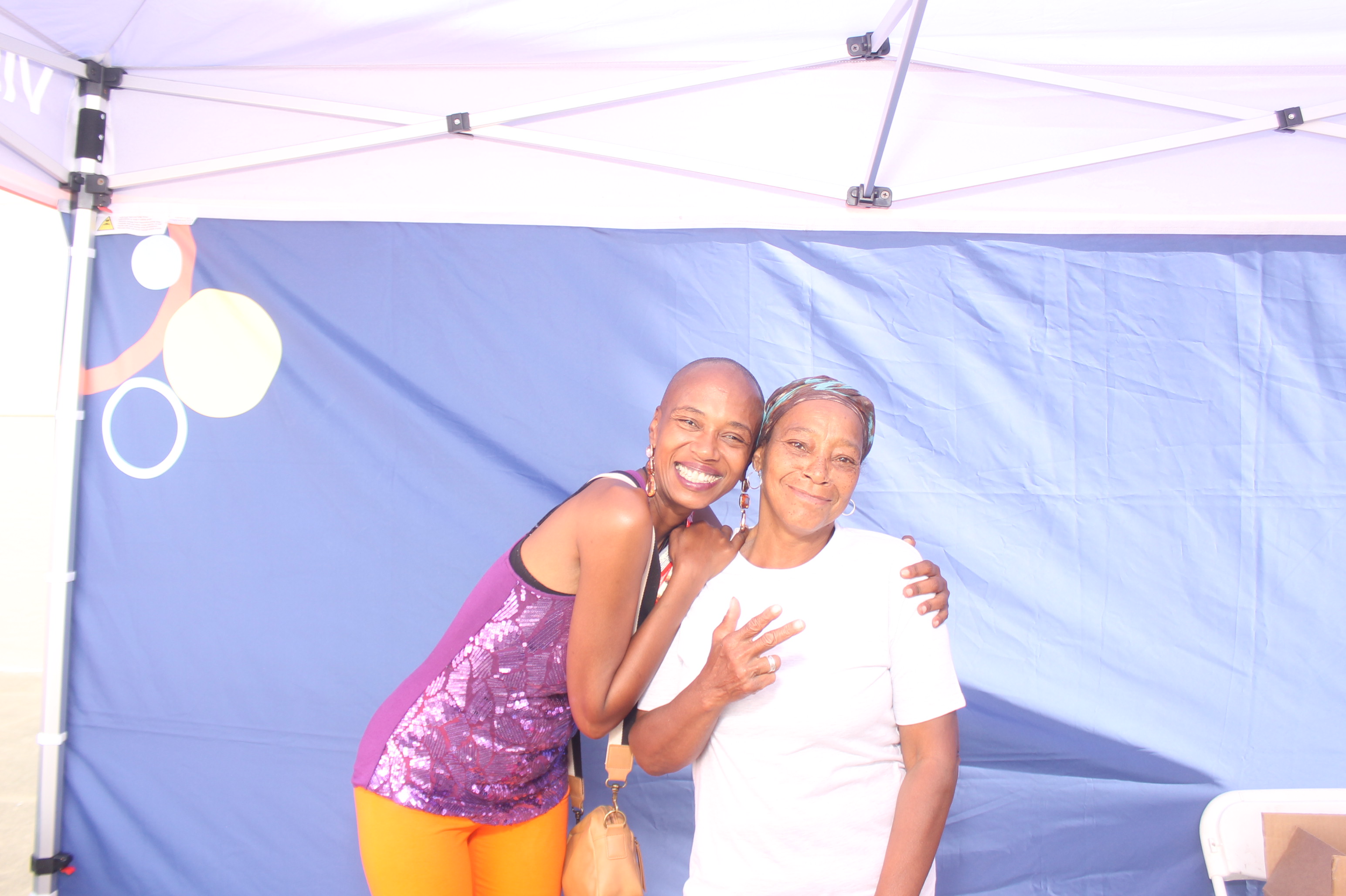 Kroger Wellness Festival Visory Friday | View more photos from the event at gallery.photoboothcincy.com/u/PhotoBoothCincy/Kroger-Wellness-Festival-Visory-Friday