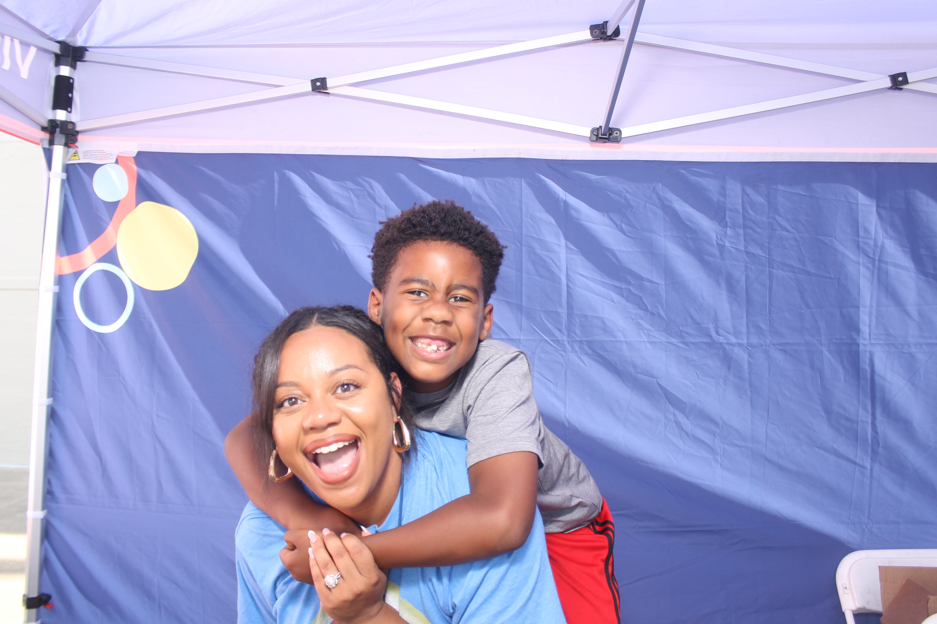 Kroger Wellness Festival Visory Friday | View more photos from the event at gallery.photoboothcincy.com/u/PhotoBoothCincy/Kroger-Wellness-Festival-Visory-Friday