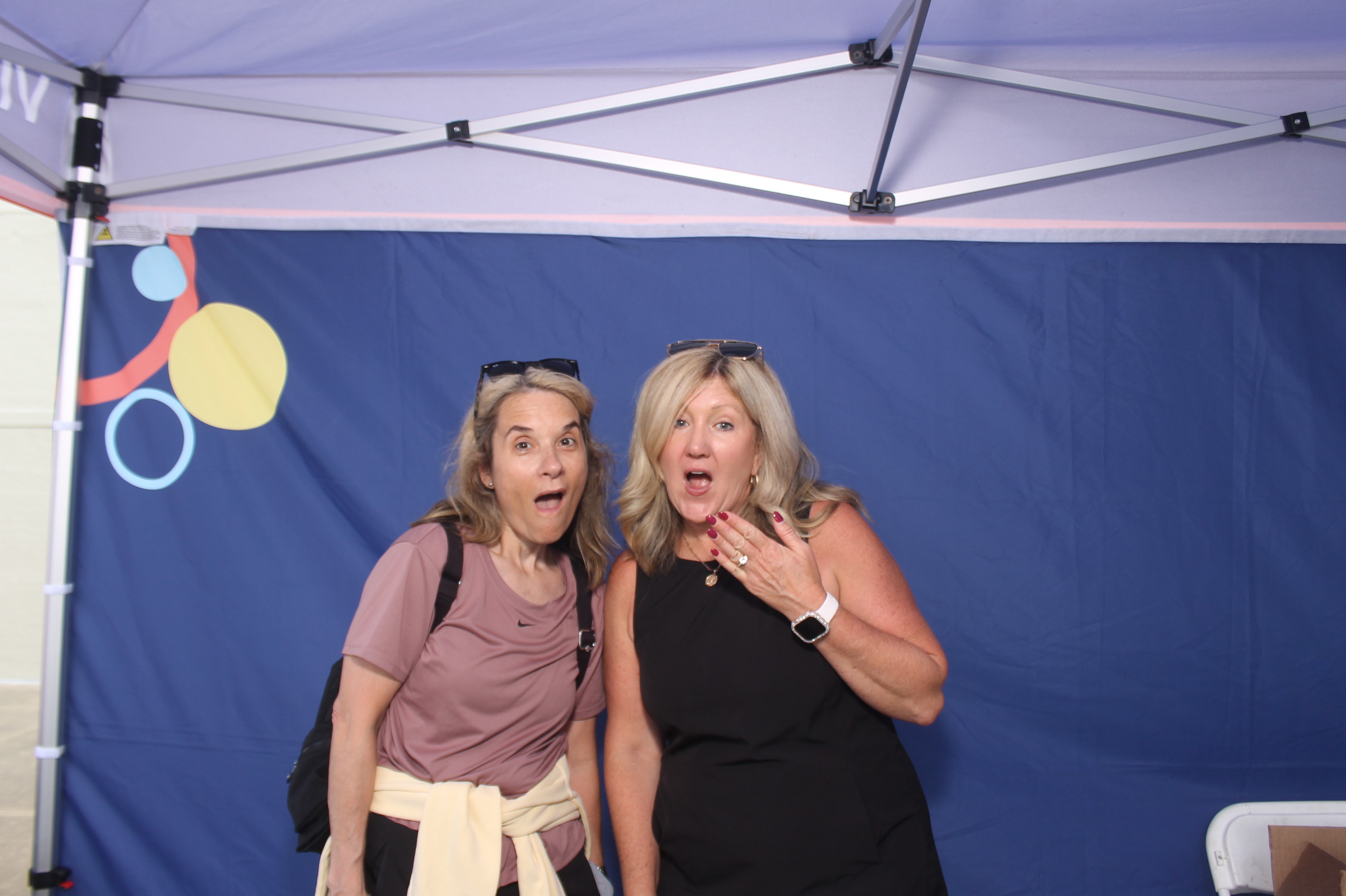 Kroger Wellness Festival Visory Friday | View more photos from the event at gallery.photoboothcincy.com/u/PhotoBoothCincy/Kroger-Wellness-Festival-Visory-Friday