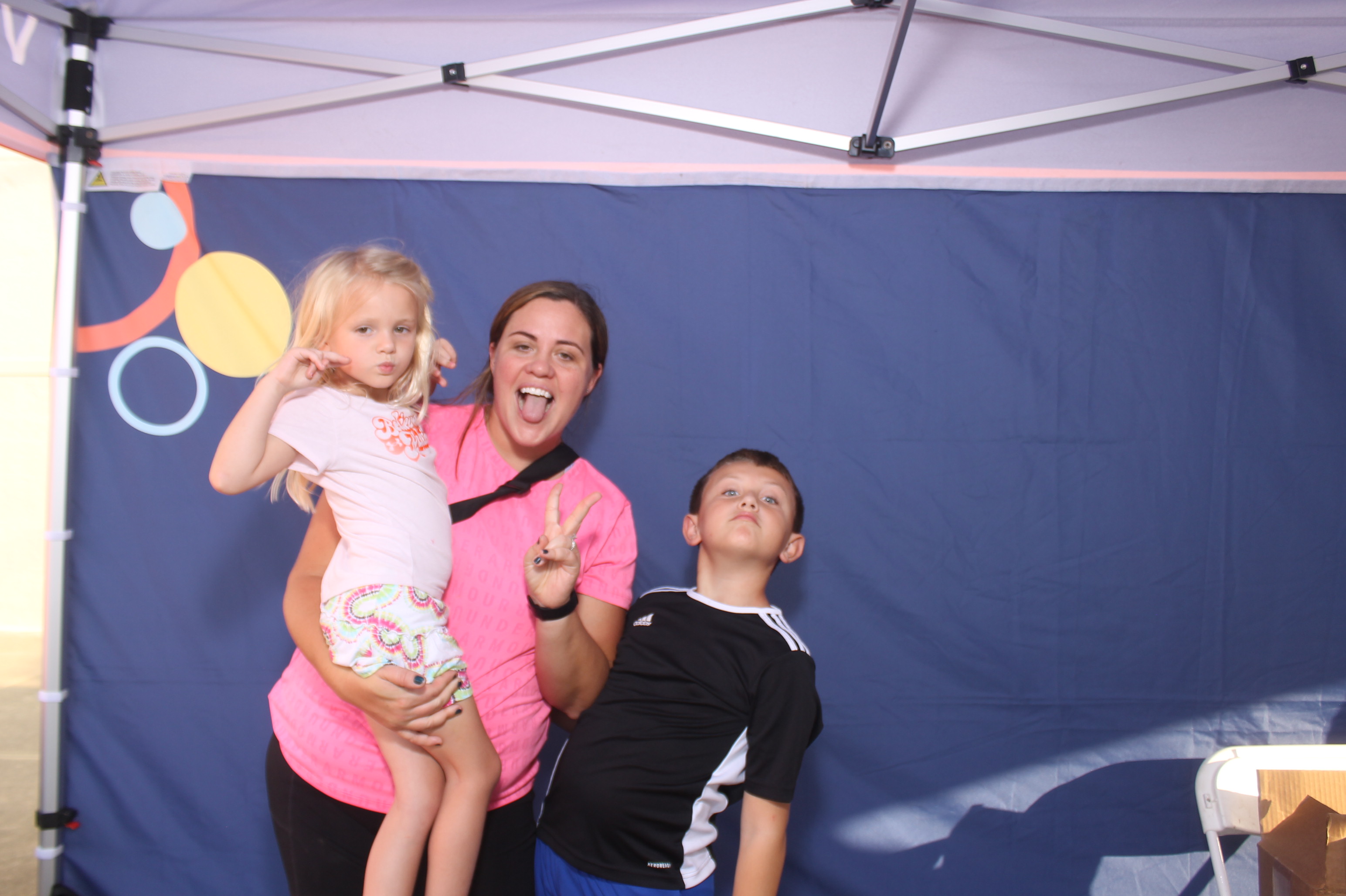 Kroger Wellness Festival Visory Friday | View more photos from the event at gallery.photoboothcincy.com/u/PhotoBoothCincy/Kroger-Wellness-Festival-Visory-Friday