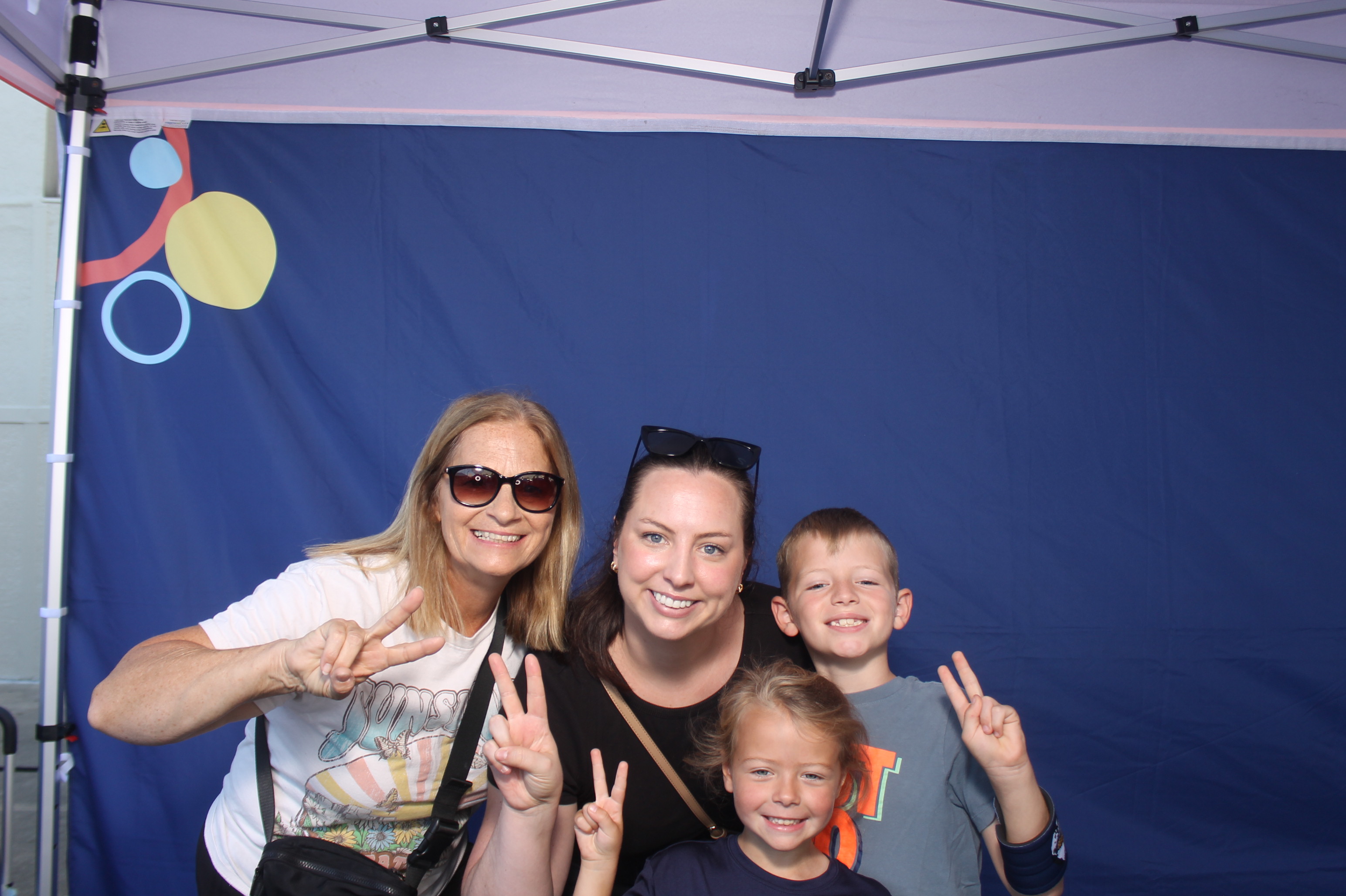 Kroger Wellness Festival Visory Saturday | View more photos from the event at gallery.photoboothcincy.com/u/PhotoBoothCincy/Kroger-Wellness-Festival-Visory-Saturday