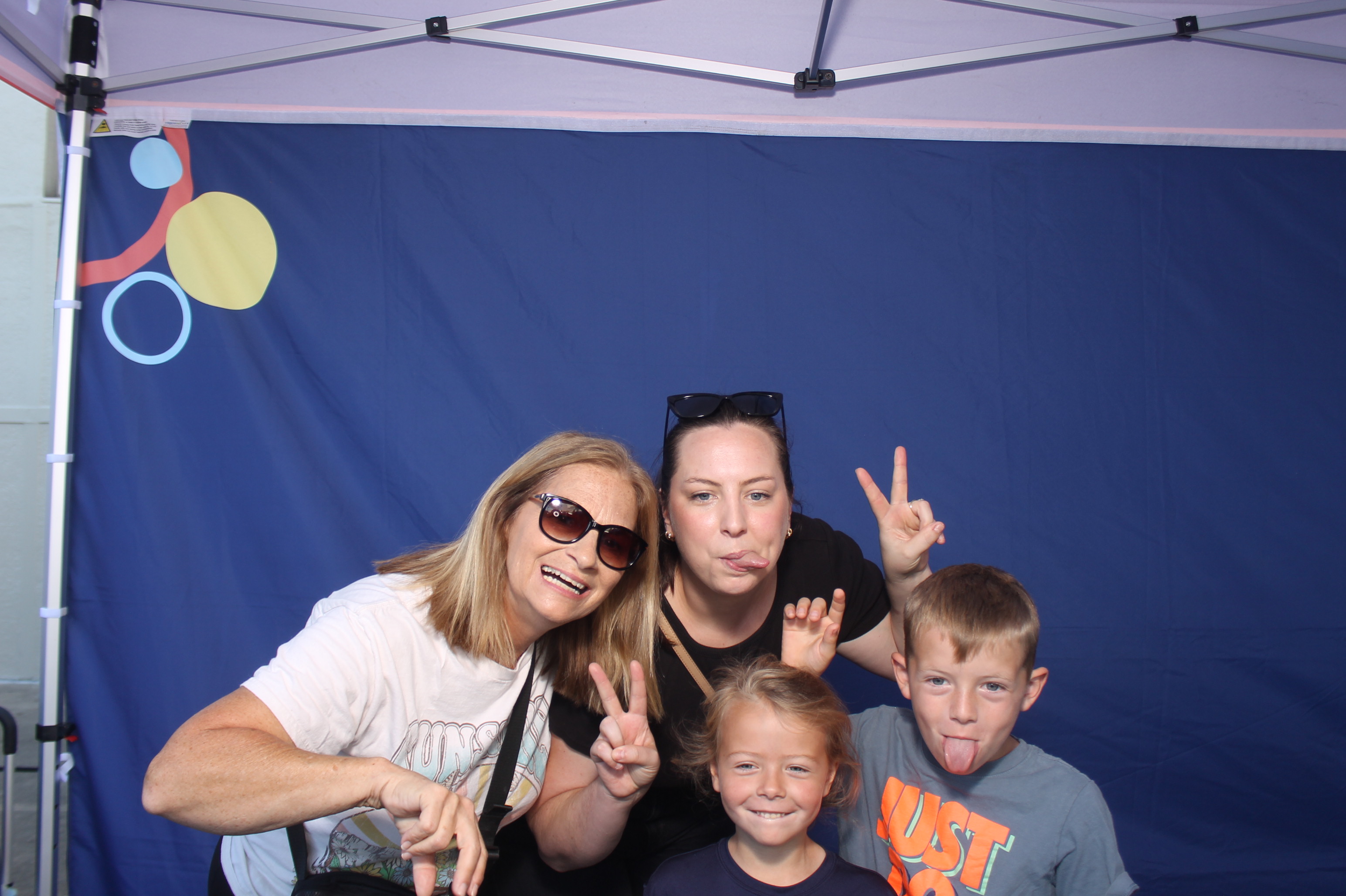 Kroger Wellness Festival Visory Saturday | View more photos from the event at gallery.photoboothcincy.com/u/PhotoBoothCincy/Kroger-Wellness-Festival-Visory-Saturday