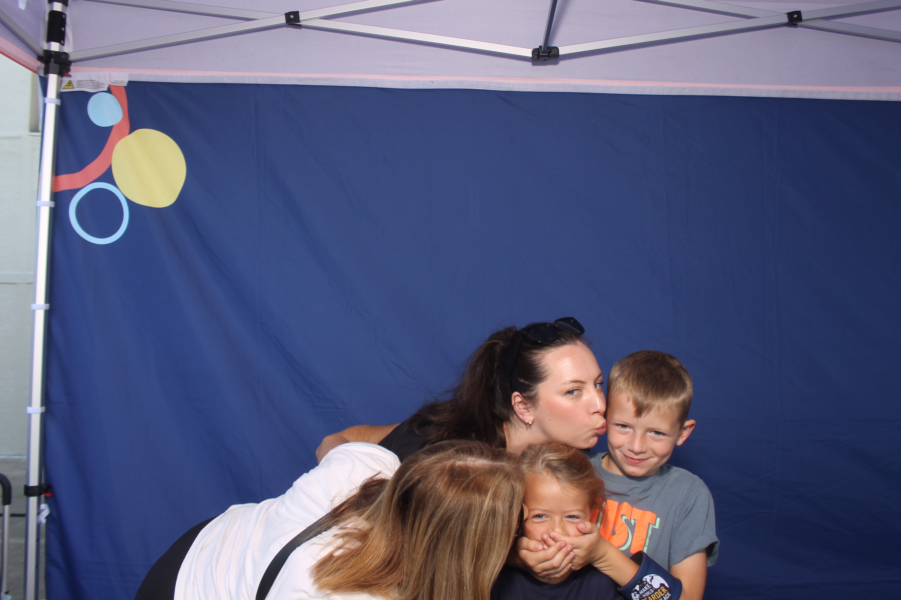 Kroger Wellness Festival Visory Saturday | View more photos from the event at gallery.photoboothcincy.com/u/PhotoBoothCincy/Kroger-Wellness-Festival-Visory-Saturday