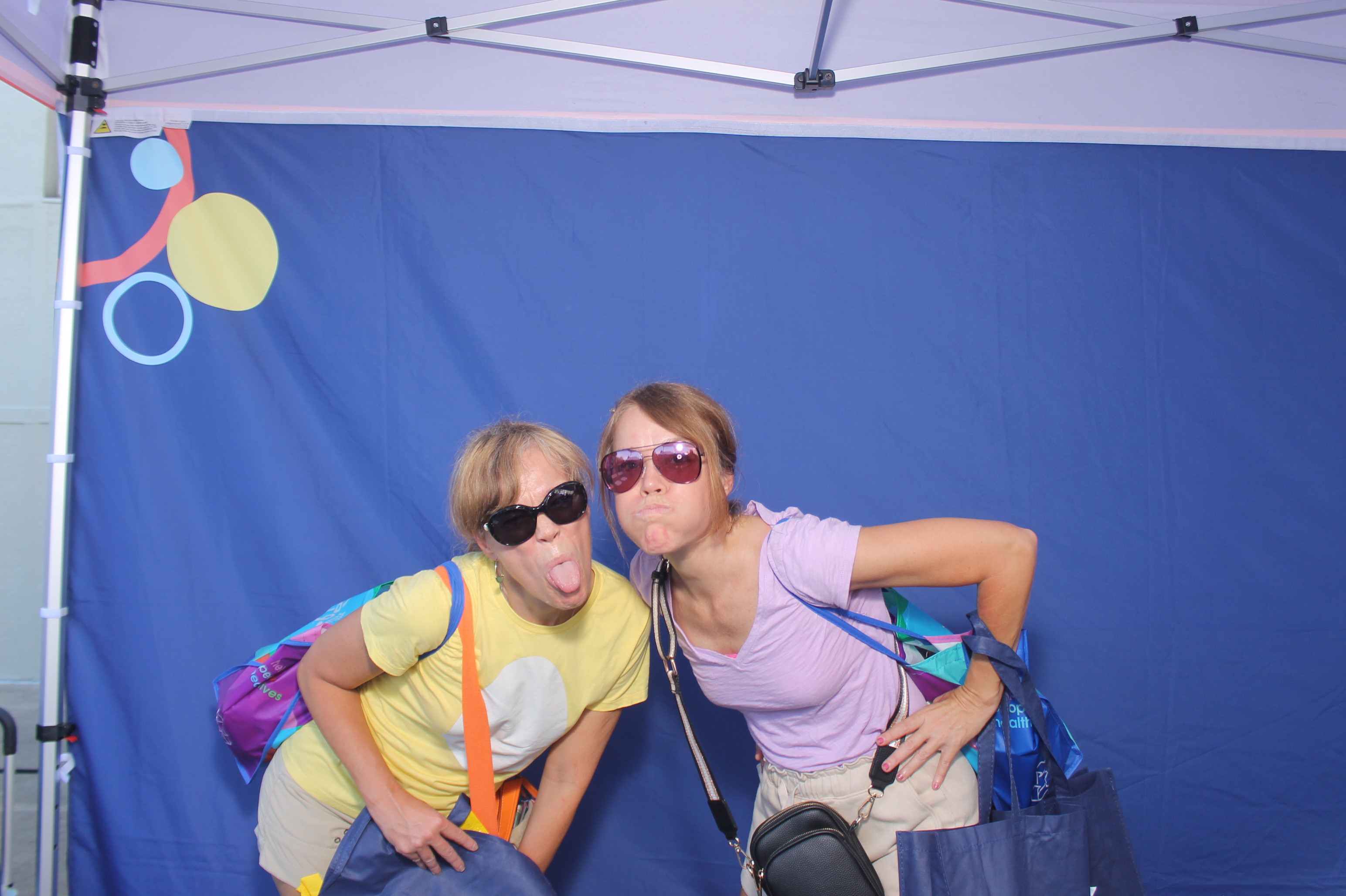 Kroger Wellness Festival Visory Saturday | View more photos from the event at gallery.photoboothcincy.com/u/PhotoBoothCincy/Kroger-Wellness-Festival-Visory-Saturday