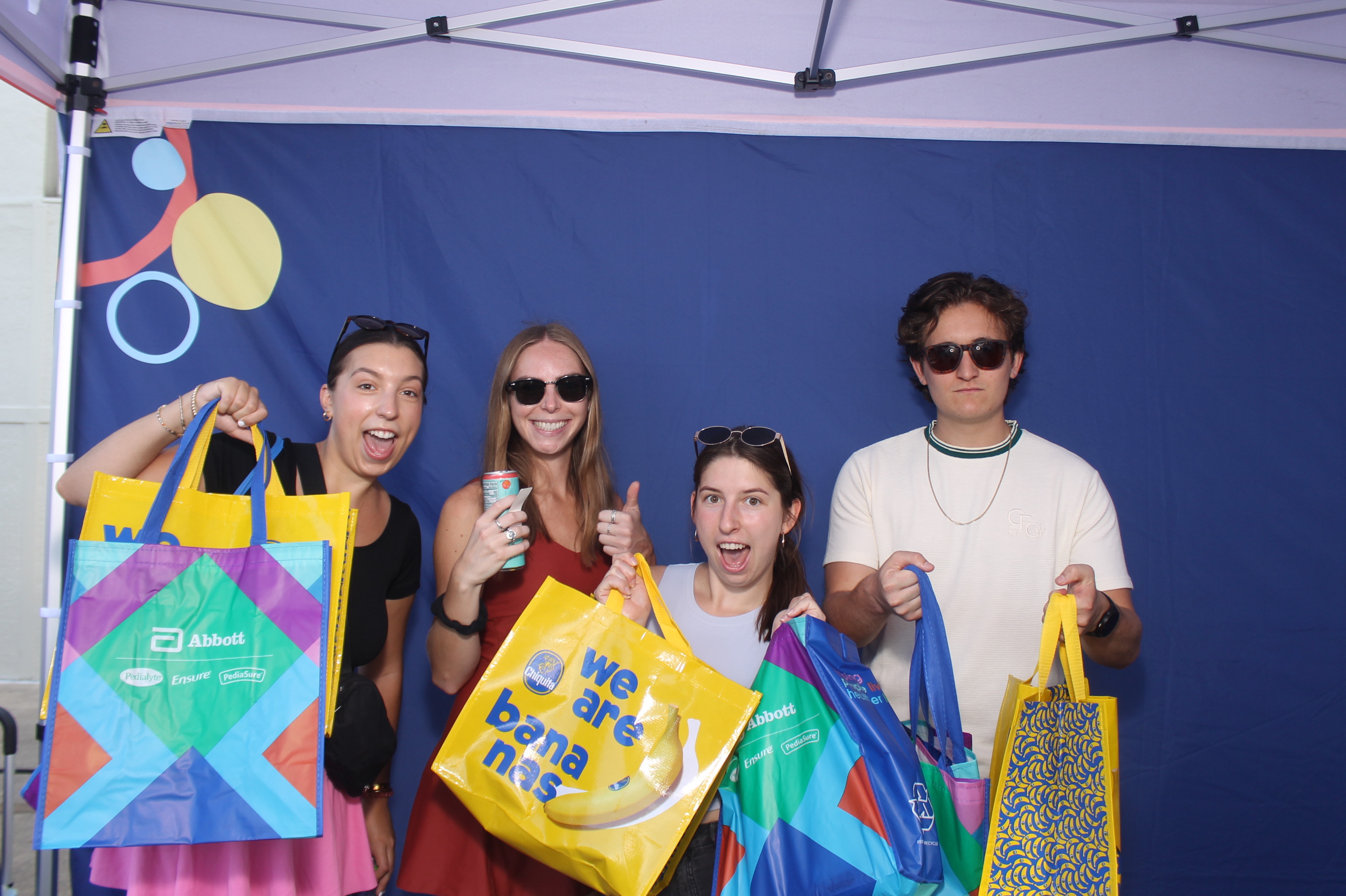 Kroger Wellness Festival Visory Saturday | View more photos from the event at gallery.photoboothcincy.com/u/PhotoBoothCincy/Kroger-Wellness-Festival-Visory-Saturday
