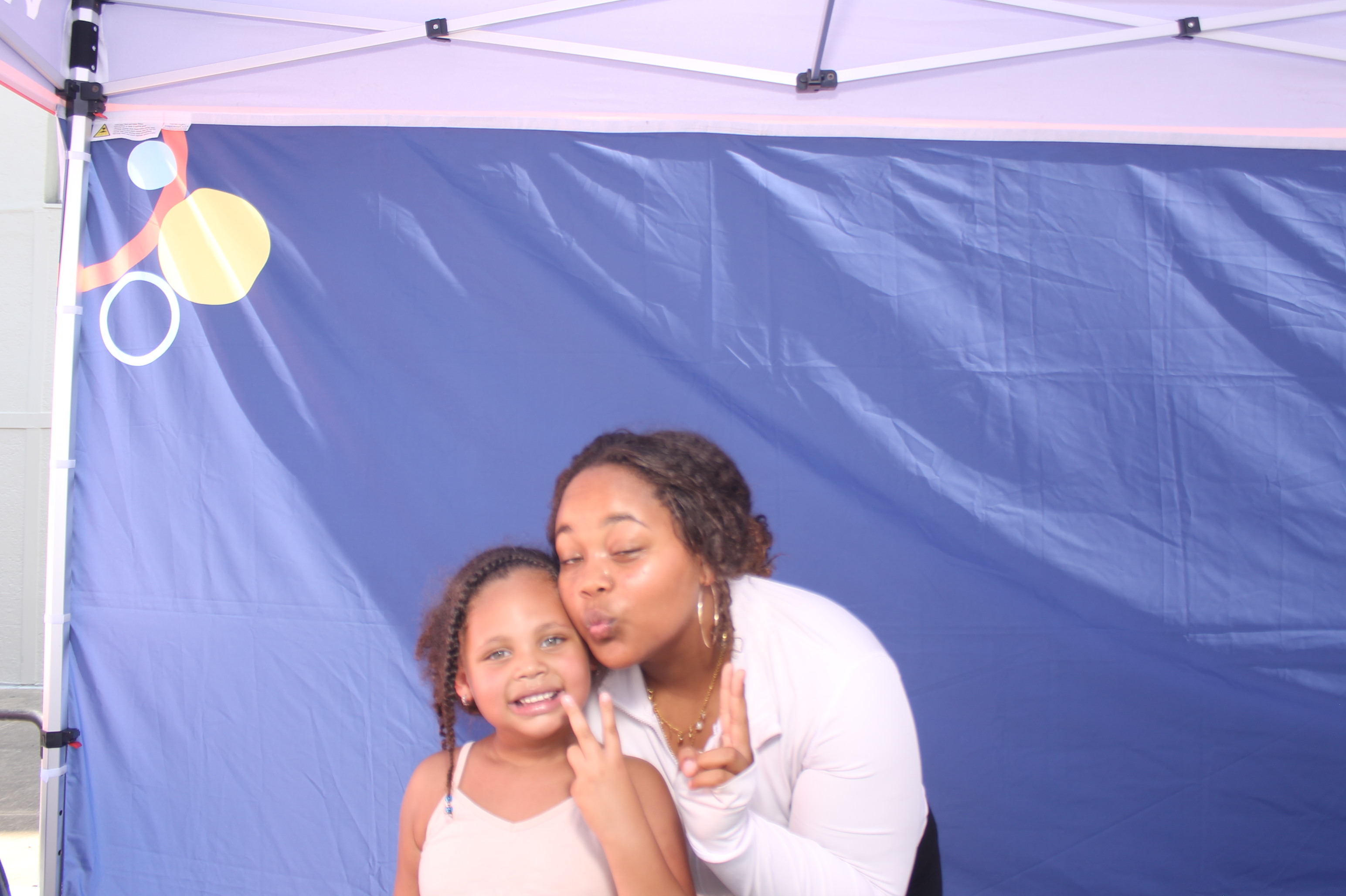 Kroger Wellness Festival Visory Saturday | View more photos from the event at gallery.photoboothcincy.com/u/PhotoBoothCincy/Kroger-Wellness-Festival-Visory-Saturday