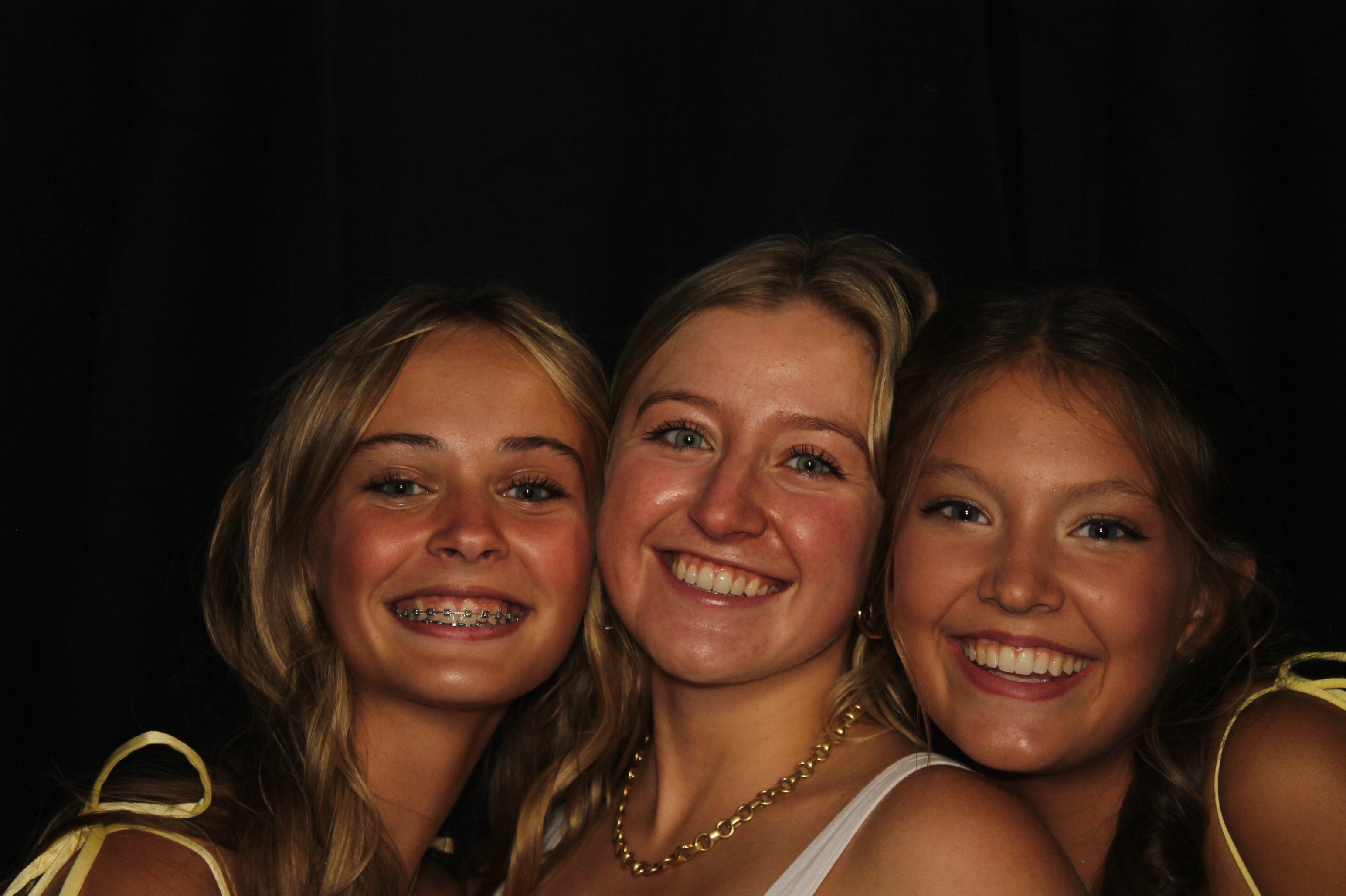 LHS Homecoming | View more photos from the event at gallery.photoboothcincy.com/u/PhotoBoothCincy/LHS-Homecoming