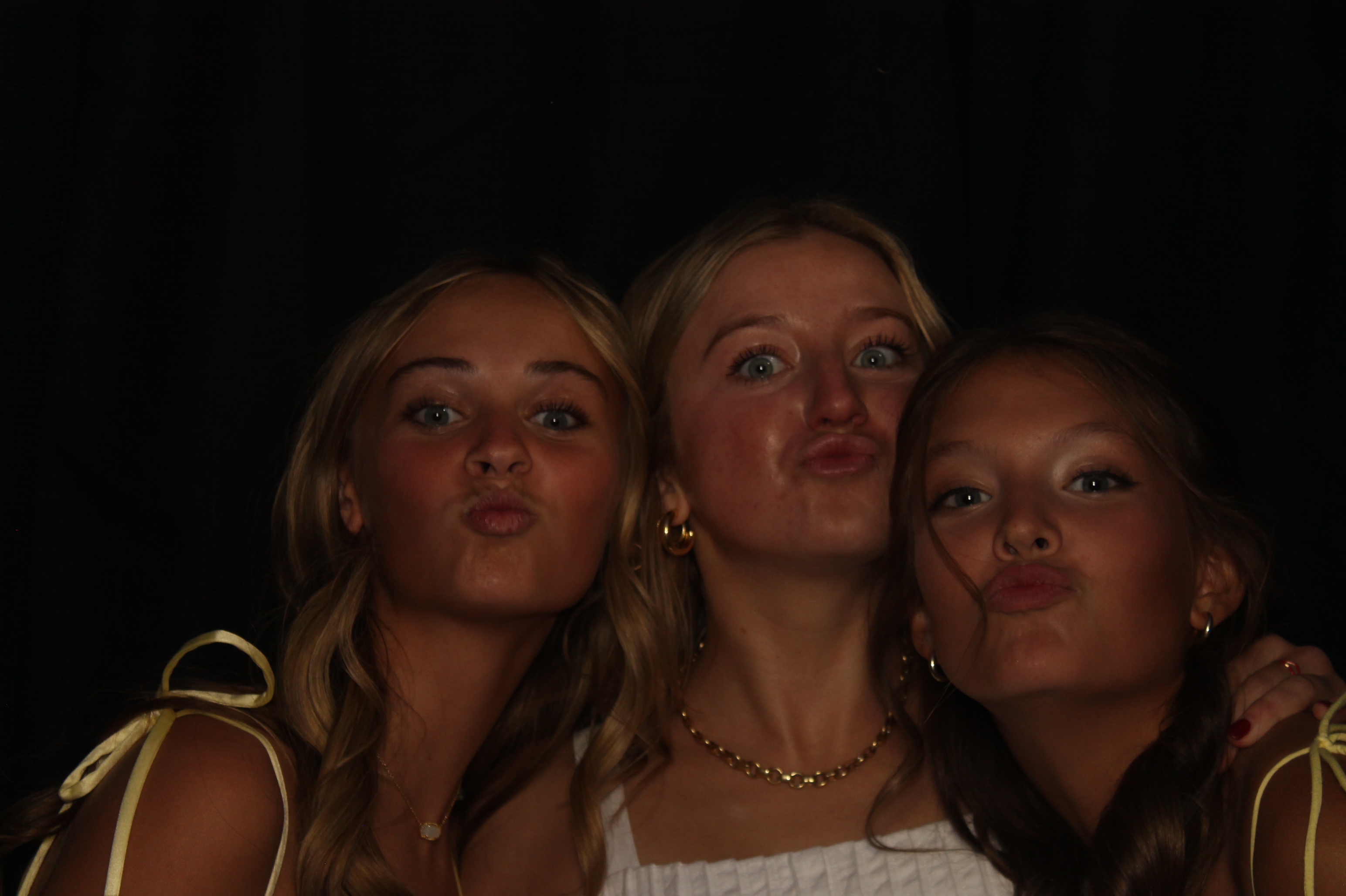 LHS Homecoming | View more photos from the event at gallery.photoboothcincy.com/u/PhotoBoothCincy/LHS-Homecoming