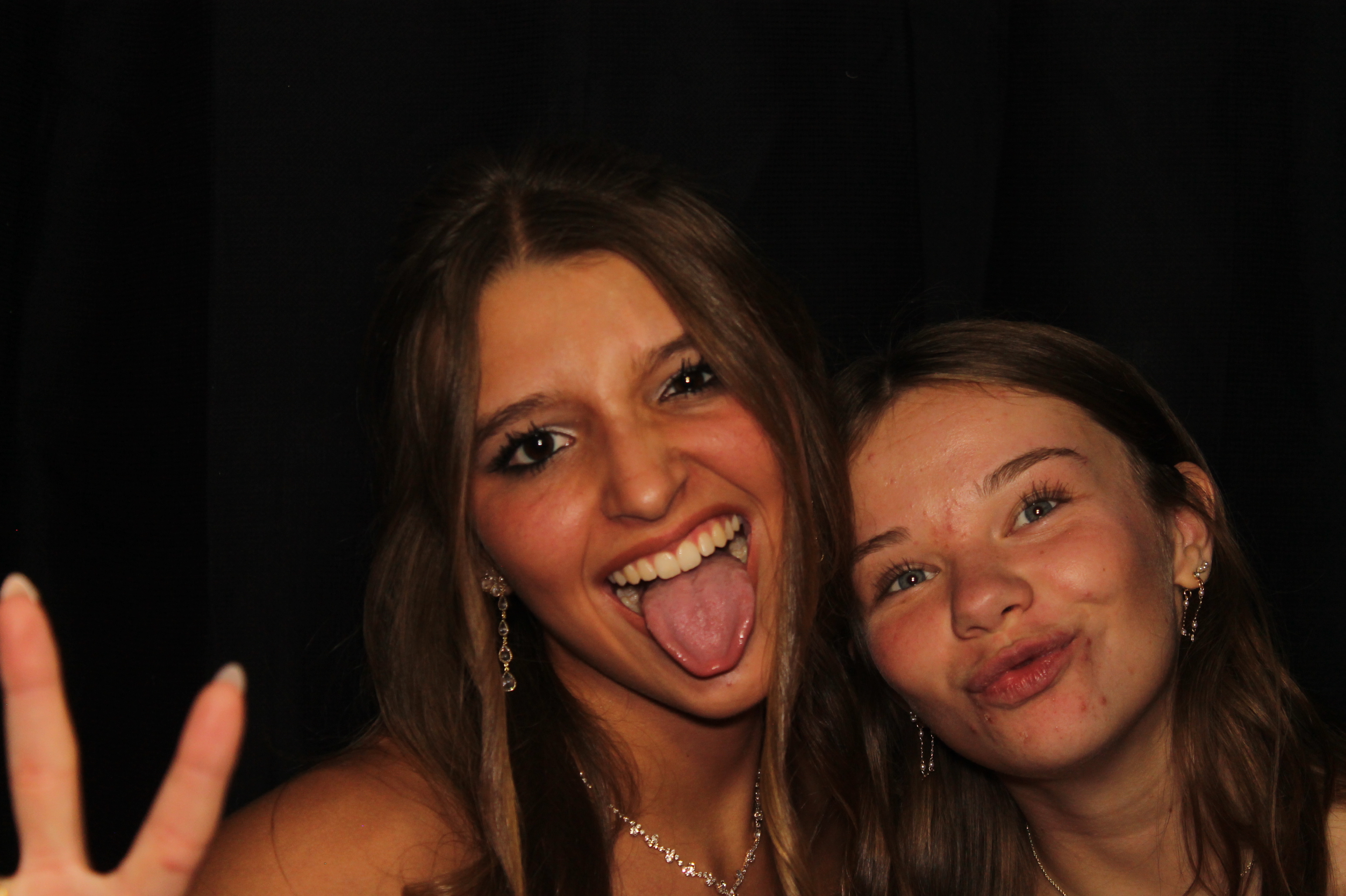 LHS Homecoming | View more photos from the event at gallery.photoboothcincy.com/u/PhotoBoothCincy/LHS-Homecoming