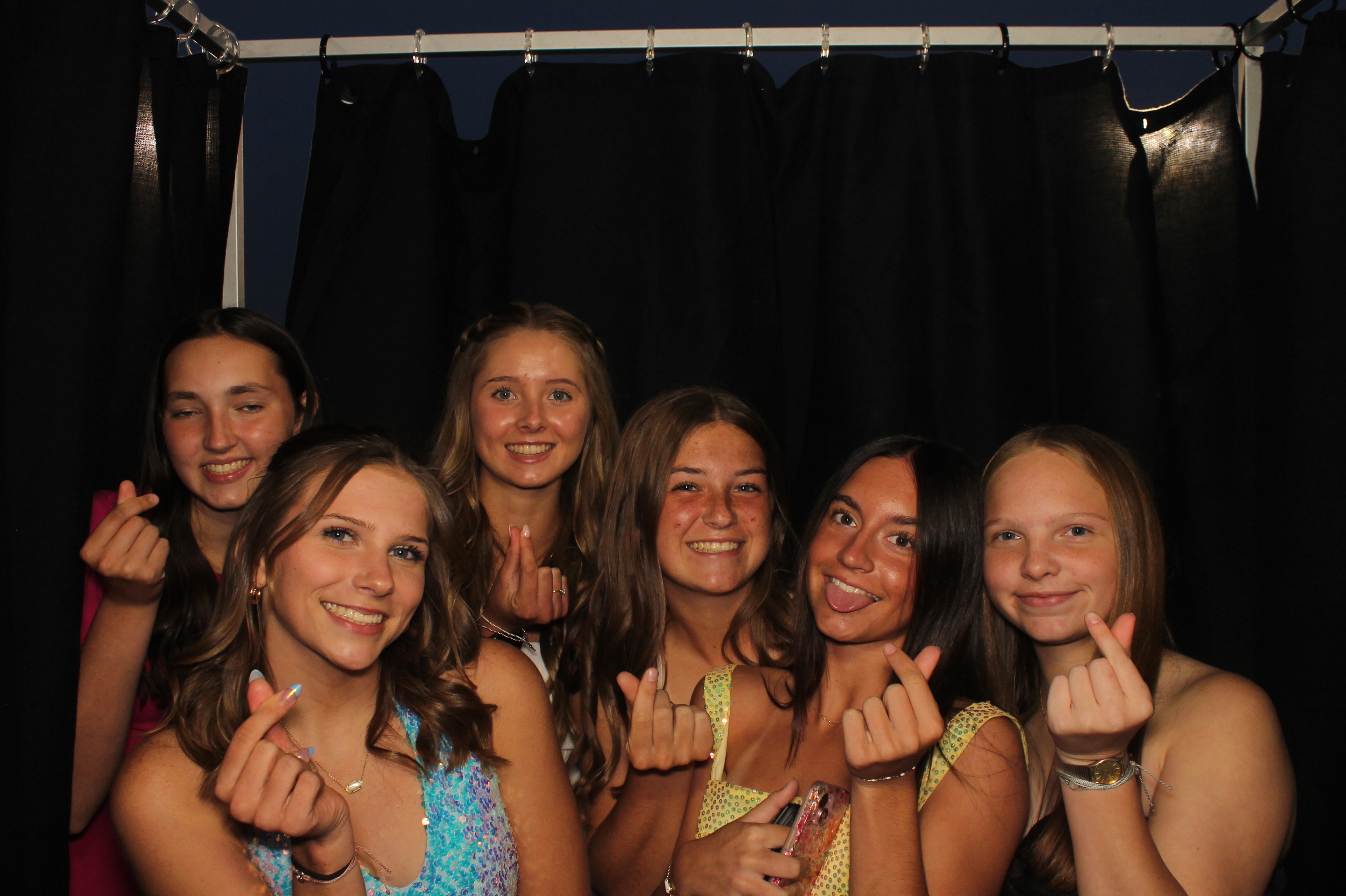 LHS Homecoming | View more photos from the event at gallery.photoboothcincy.com/u/PhotoBoothCincy/LHS-Homecoming