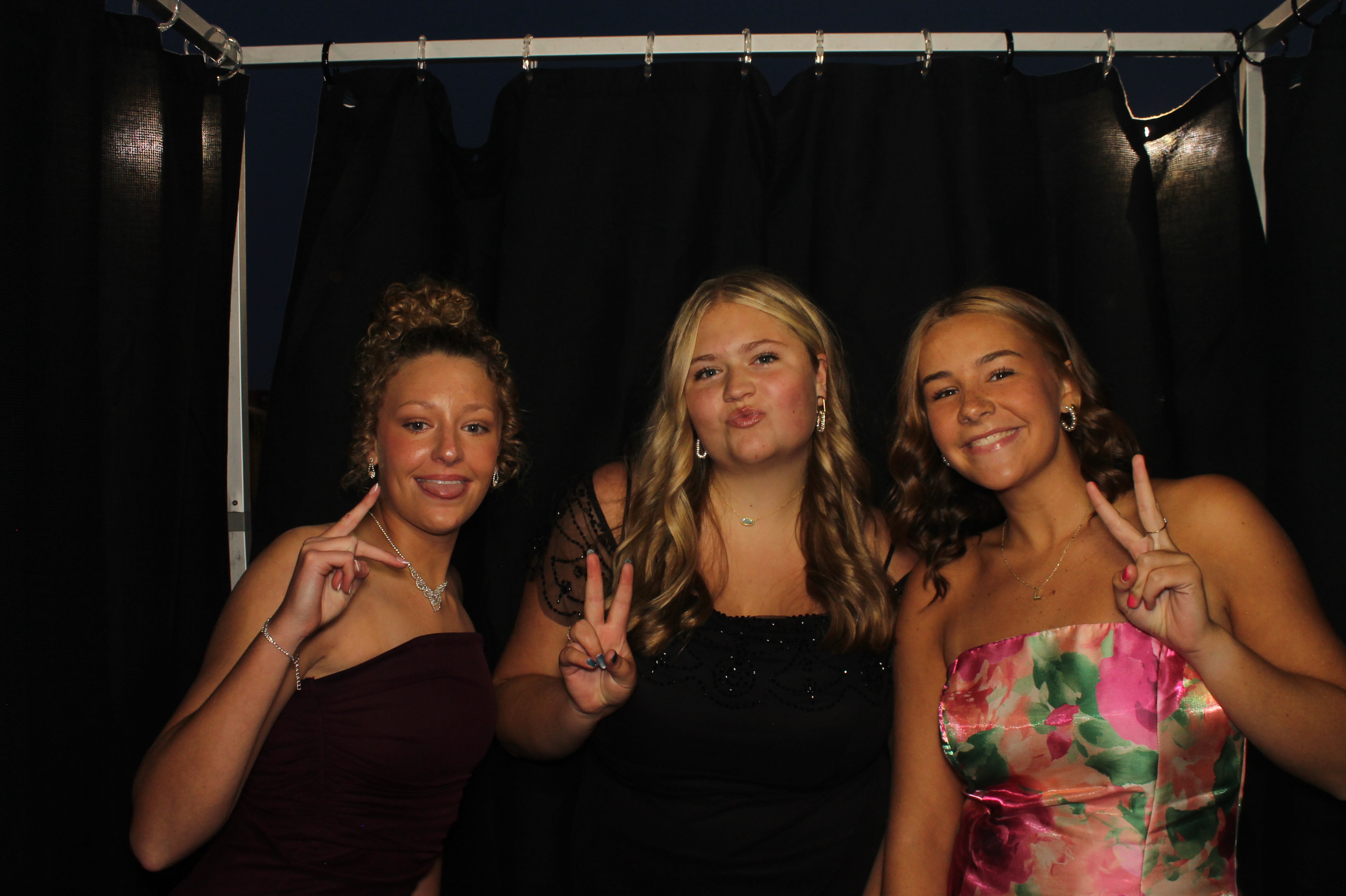 LHS Homecoming | View more photos from the event at gallery.photoboothcincy.com/u/PhotoBoothCincy/LHS-Homecoming