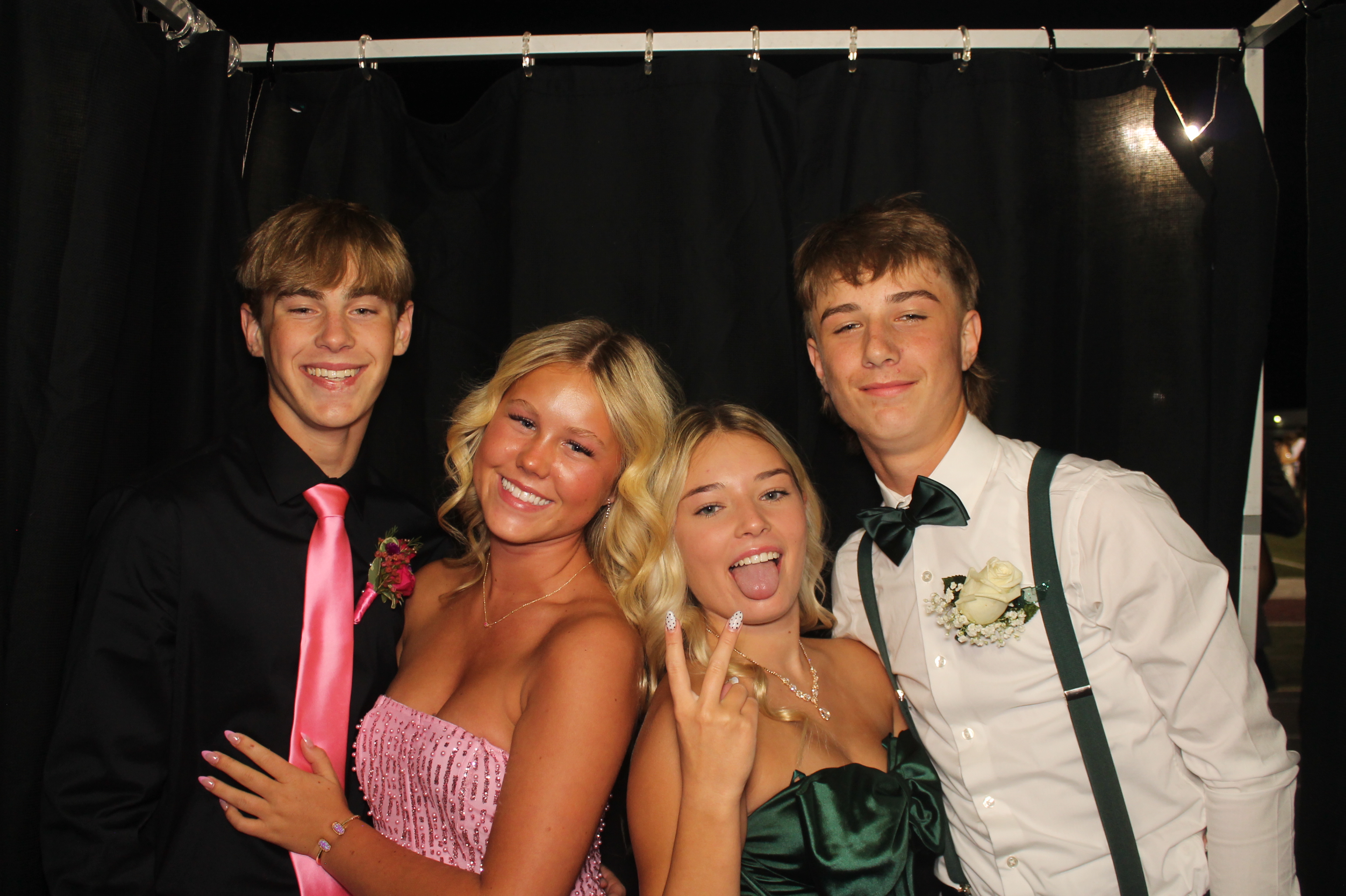 LHS Homecoming | View more photos from the event at gallery.photoboothcincy.com/u/PhotoBoothCincy/LHS-Homecoming
