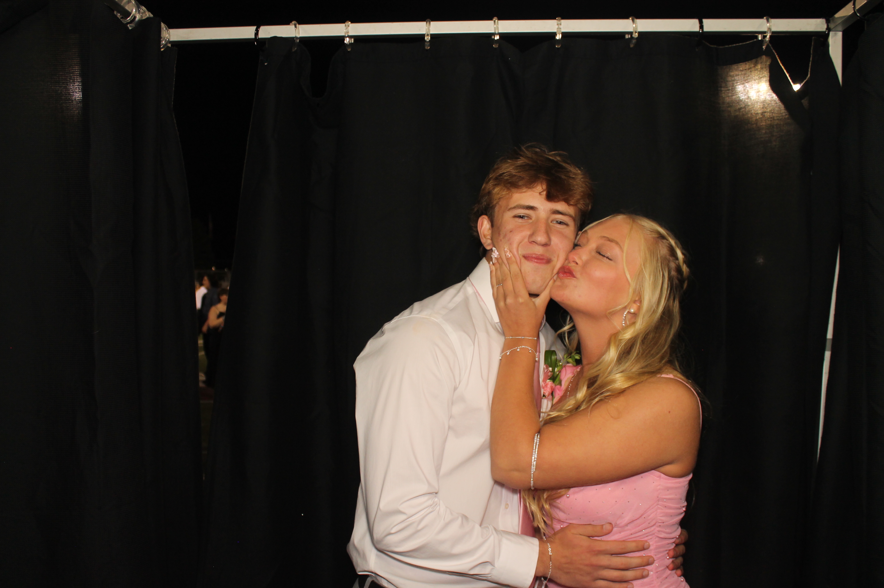 LHS Homecoming | View more photos from the event at gallery.photoboothcincy.com/u/PhotoBoothCincy/LHS-Homecoming