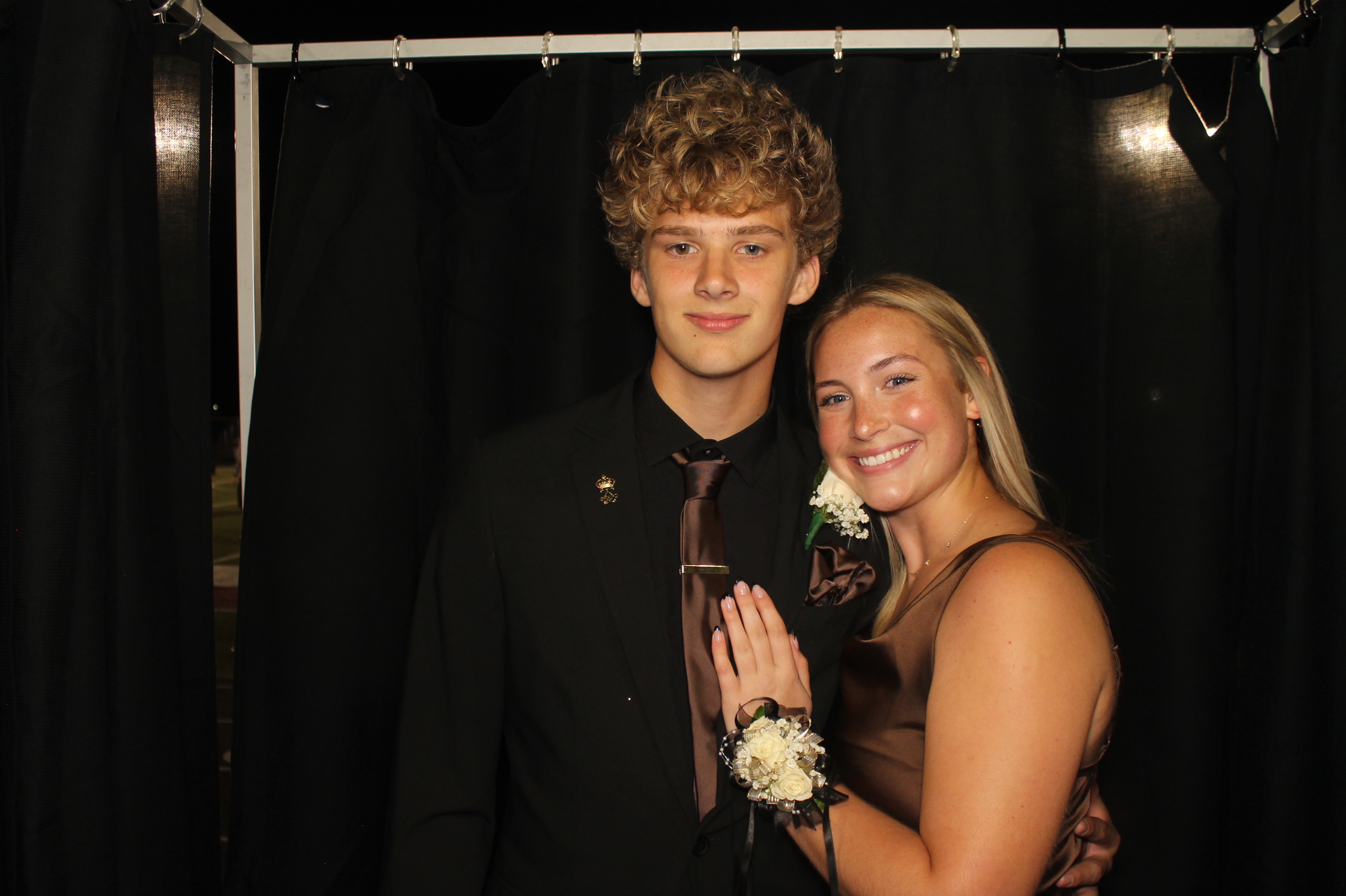 LHS Homecoming | View more photos from the event at gallery.photoboothcincy.com/u/PhotoBoothCincy/LHS-Homecoming