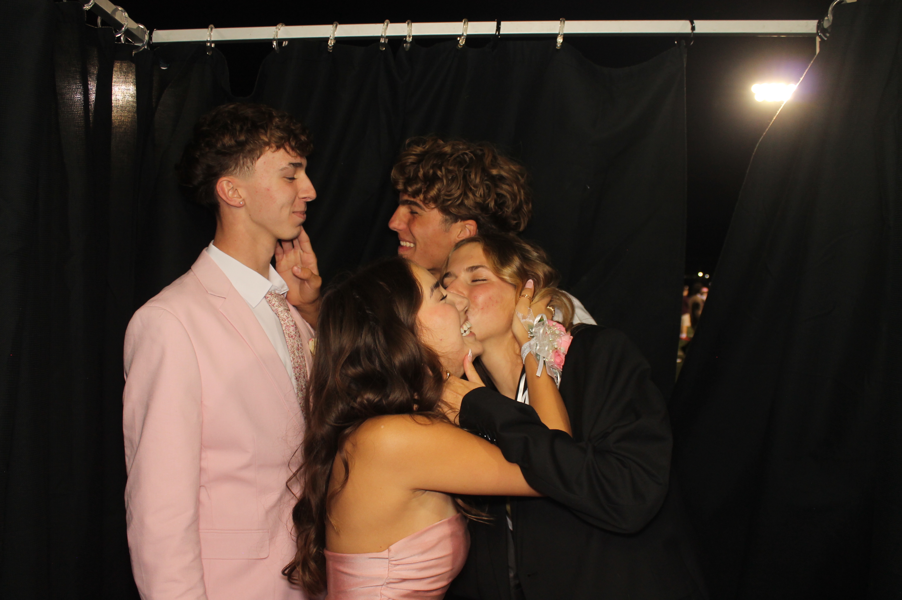 LHS Homecoming | View more photos from the event at gallery.photoboothcincy.com/u/PhotoBoothCincy/LHS-Homecoming