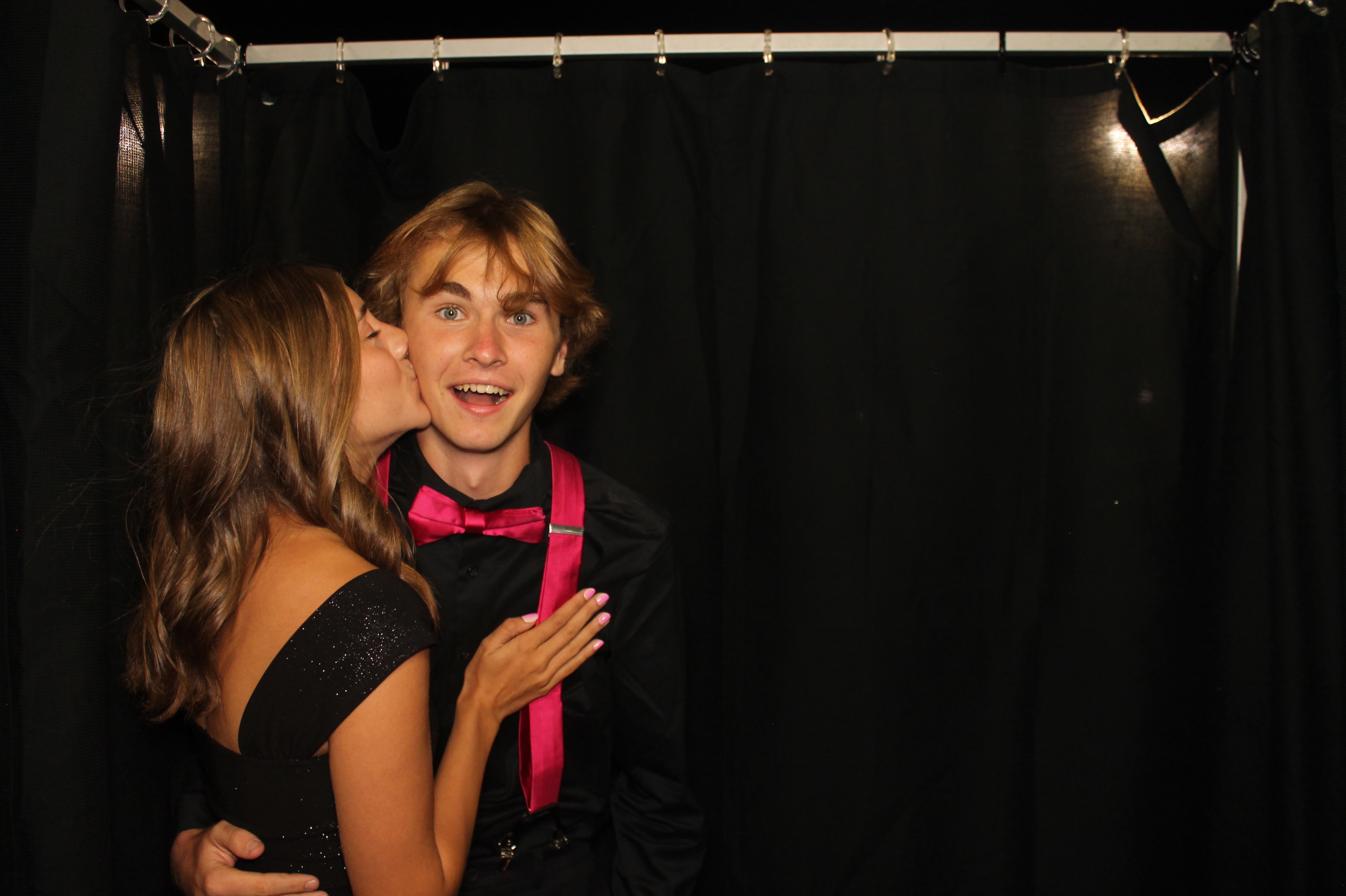 LHS Homecoming | View more photos from the event at gallery.photoboothcincy.com/u/PhotoBoothCincy/LHS-Homecoming