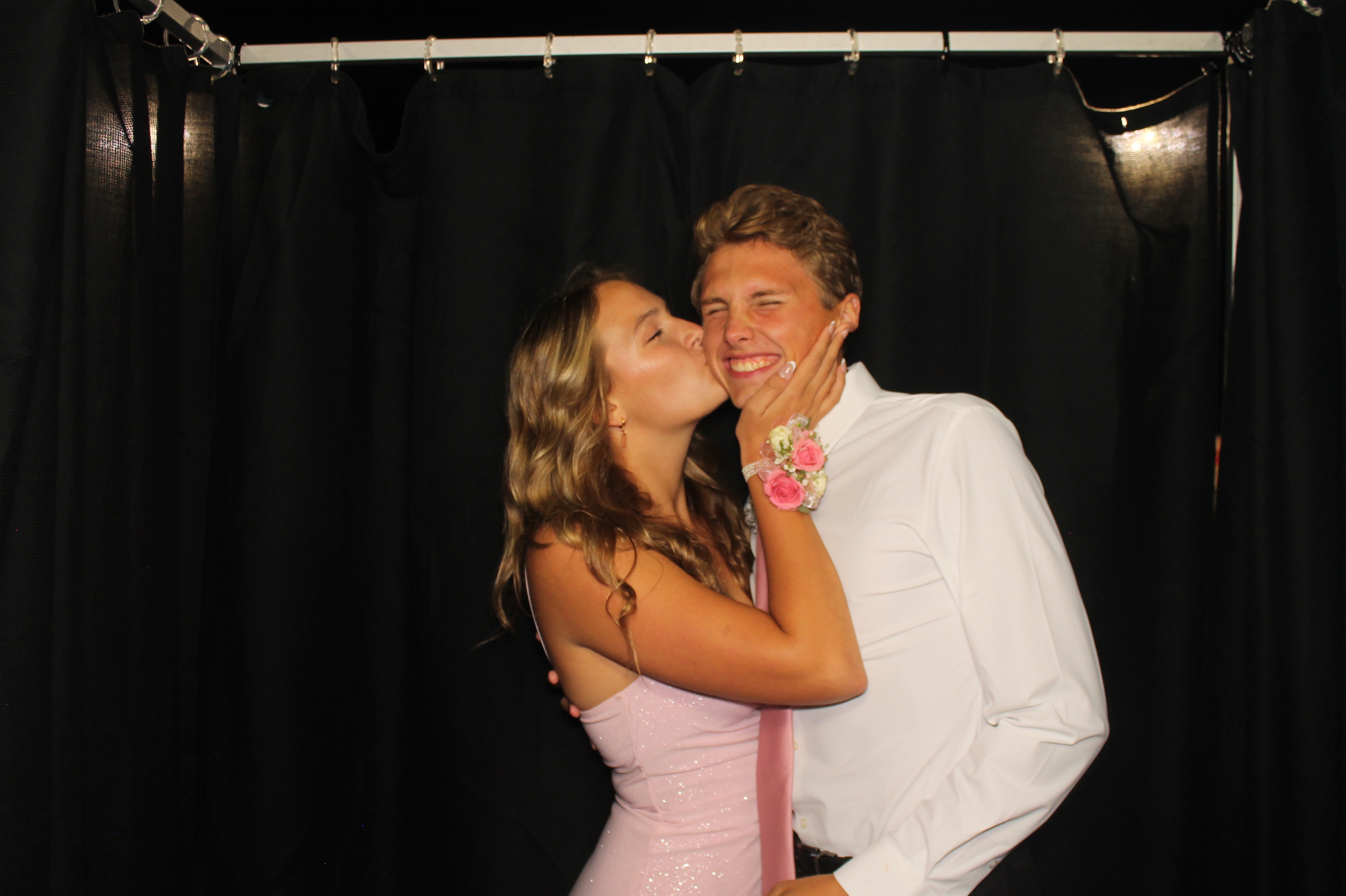 LHS Homecoming | View more photos from the event at gallery.photoboothcincy.com/u/PhotoBoothCincy/LHS-Homecoming