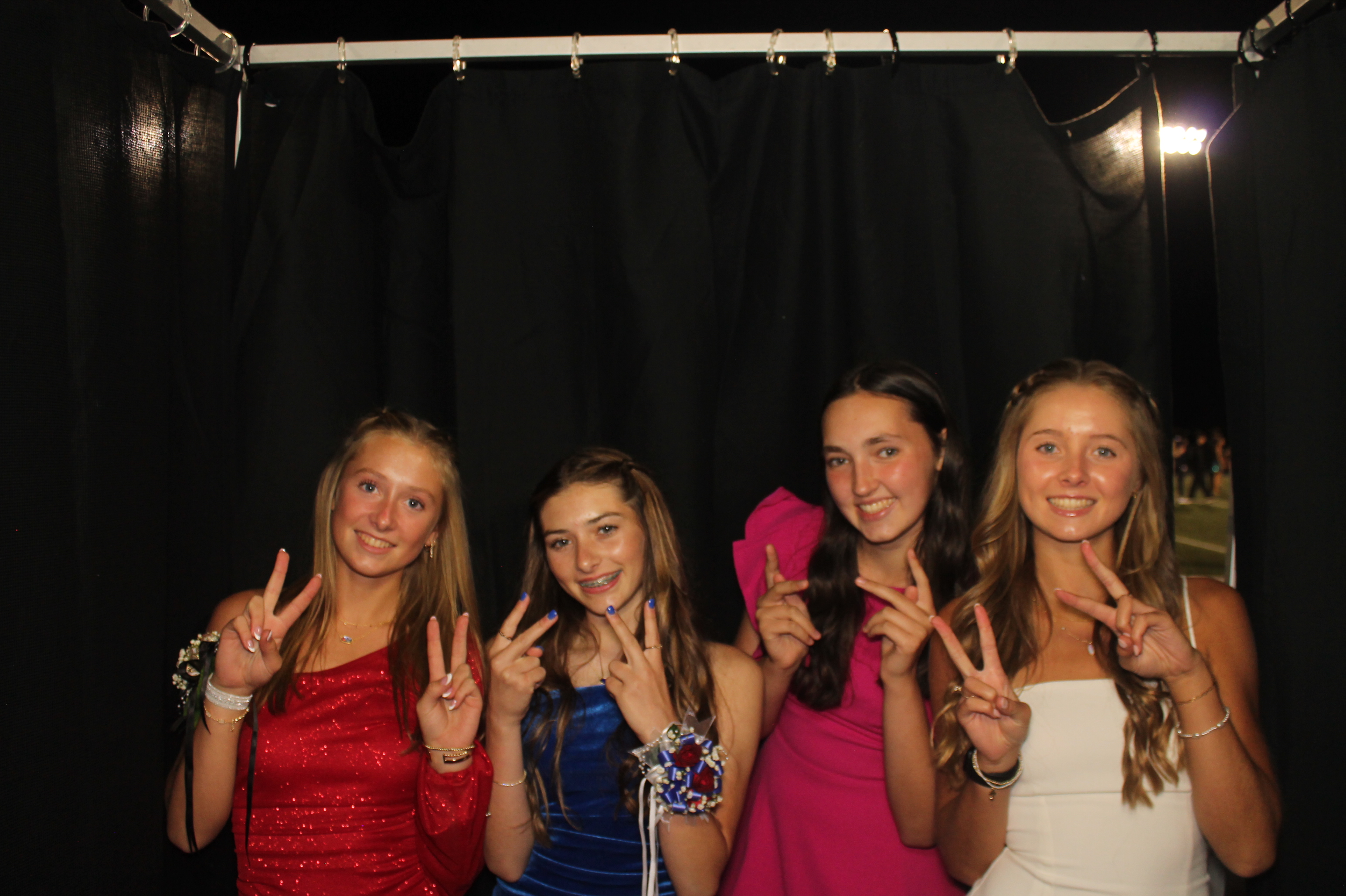 LHS Homecoming | View more photos from the event at gallery.photoboothcincy.com/u/PhotoBoothCincy/LHS-Homecoming