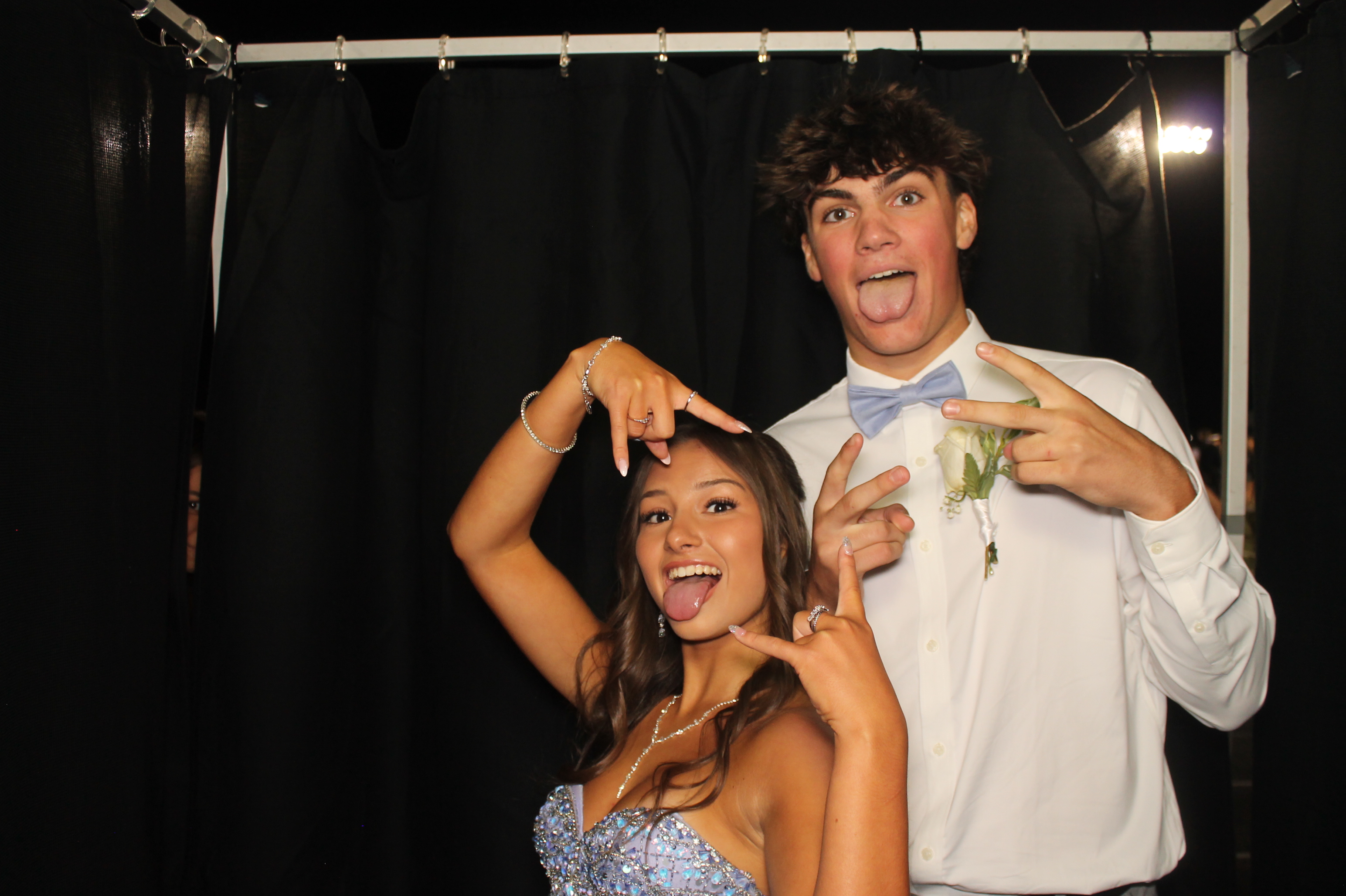 LHS Homecoming | View more photos from the event at gallery.photoboothcincy.com/u/PhotoBoothCincy/LHS-Homecoming