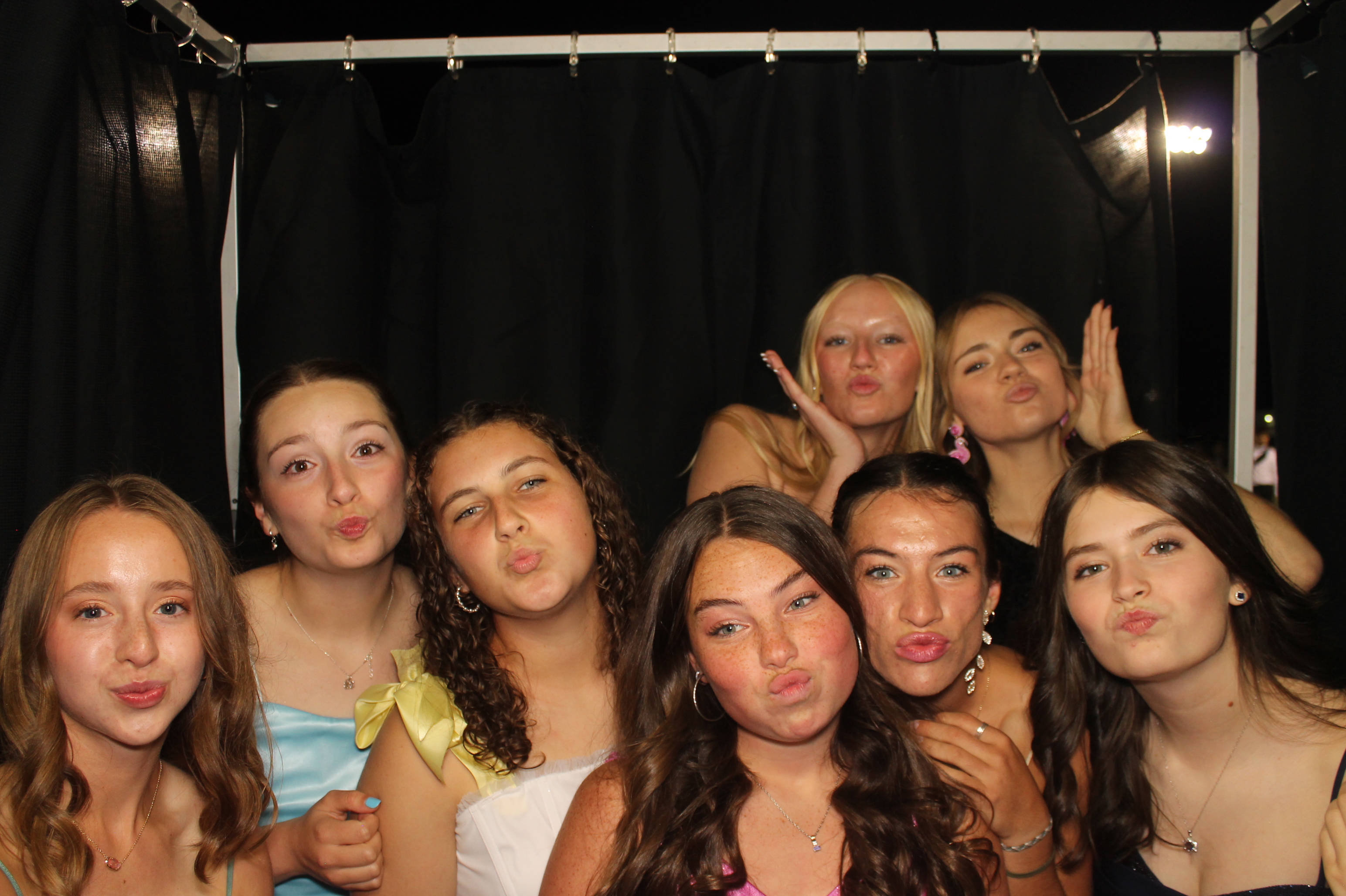 LHS Homecoming | View more photos from the event at gallery.photoboothcincy.com/u/PhotoBoothCincy/LHS-Homecoming
