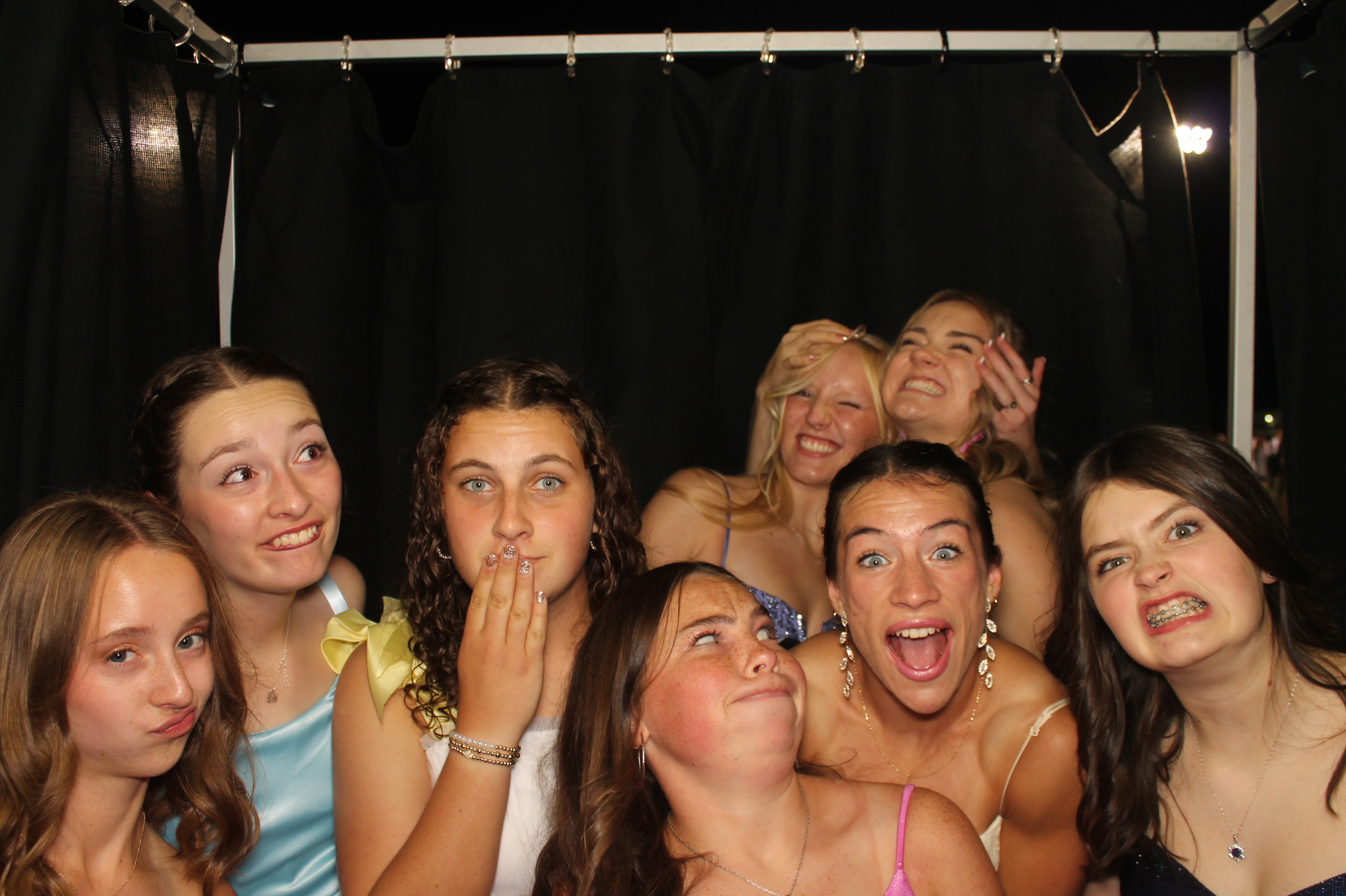 LHS Homecoming | View more photos from the event at gallery.photoboothcincy.com/u/PhotoBoothCincy/LHS-Homecoming