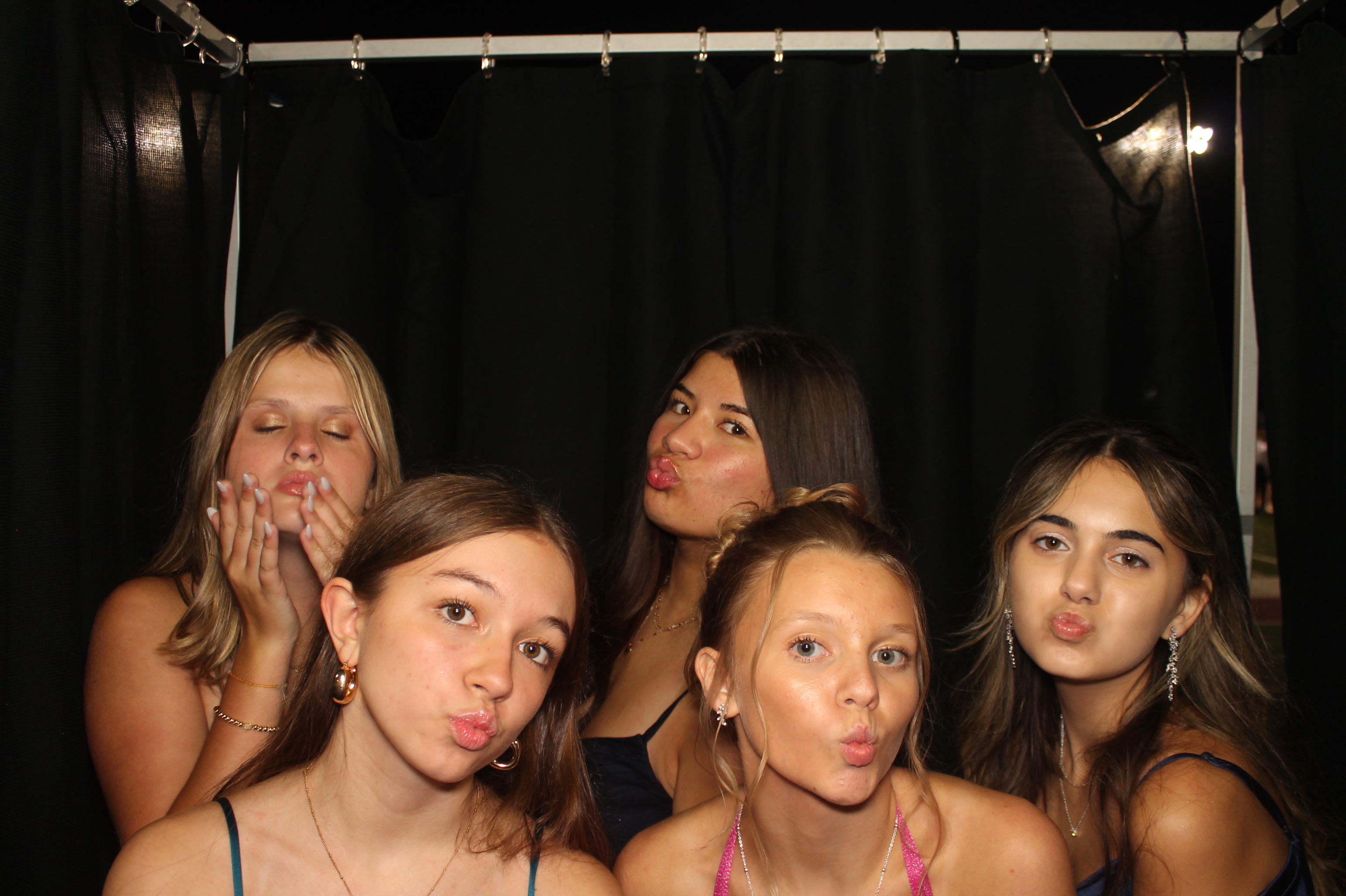 LHS Homecoming | View more photos from the event at gallery.photoboothcincy.com/u/PhotoBoothCincy/LHS-Homecoming